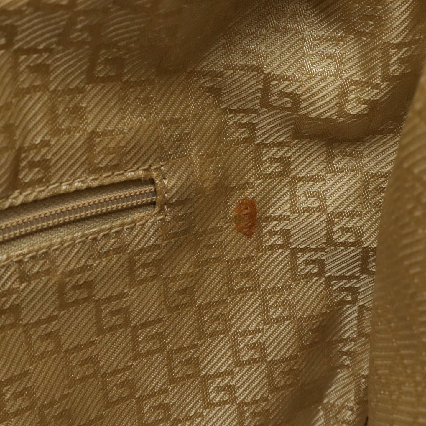 Gucci Beige Off-White Leather Shoulder Bag