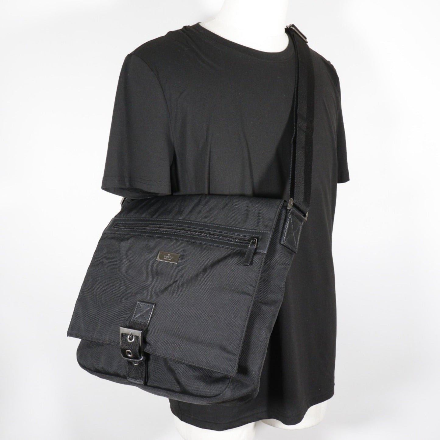 Gucci Black Nylon Canvas Shoulder Bag