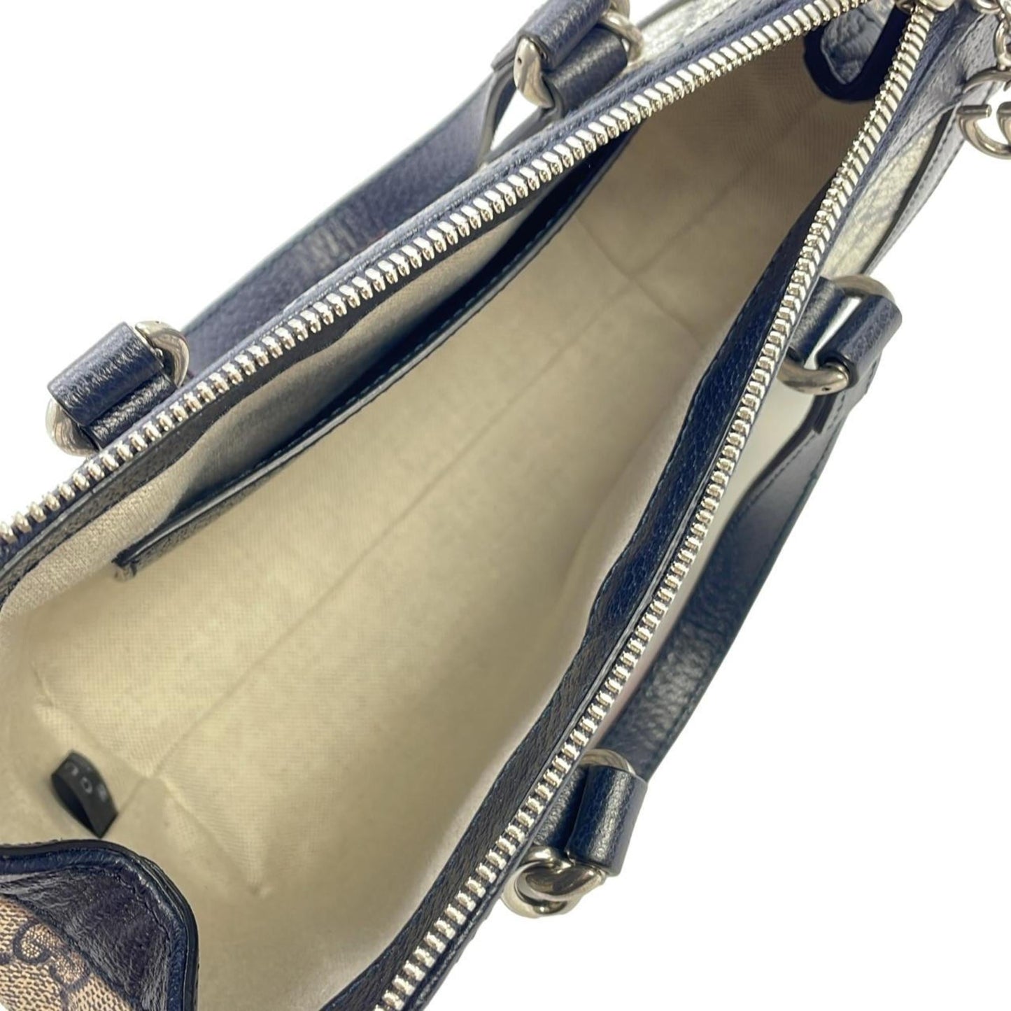 Gucci Beige Blue Gg Supreme Leather Handbag