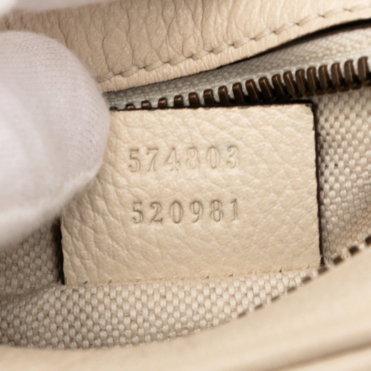 Gucci Ivory Leather Shoulder Bag