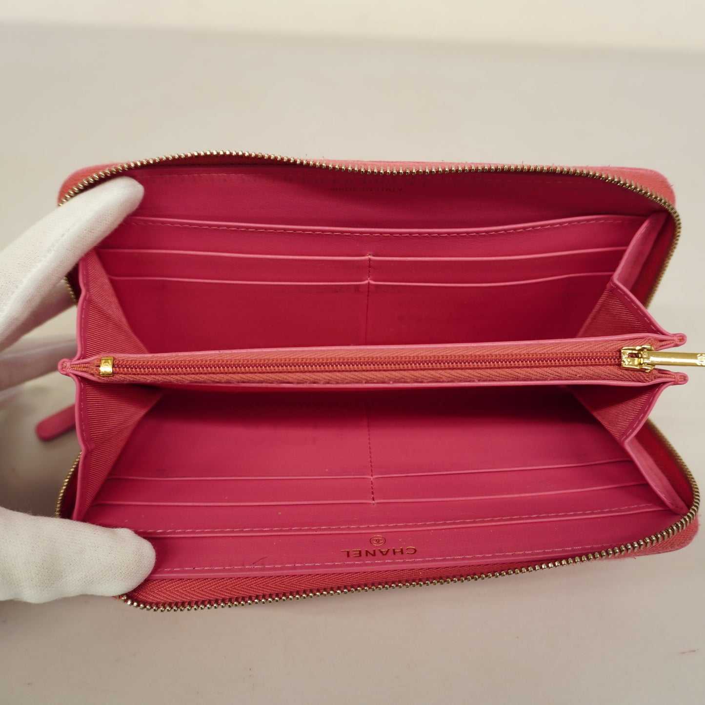 CHANEL Matelasse Gold Hardware Women's Caviar Leather Long Wallet Pink