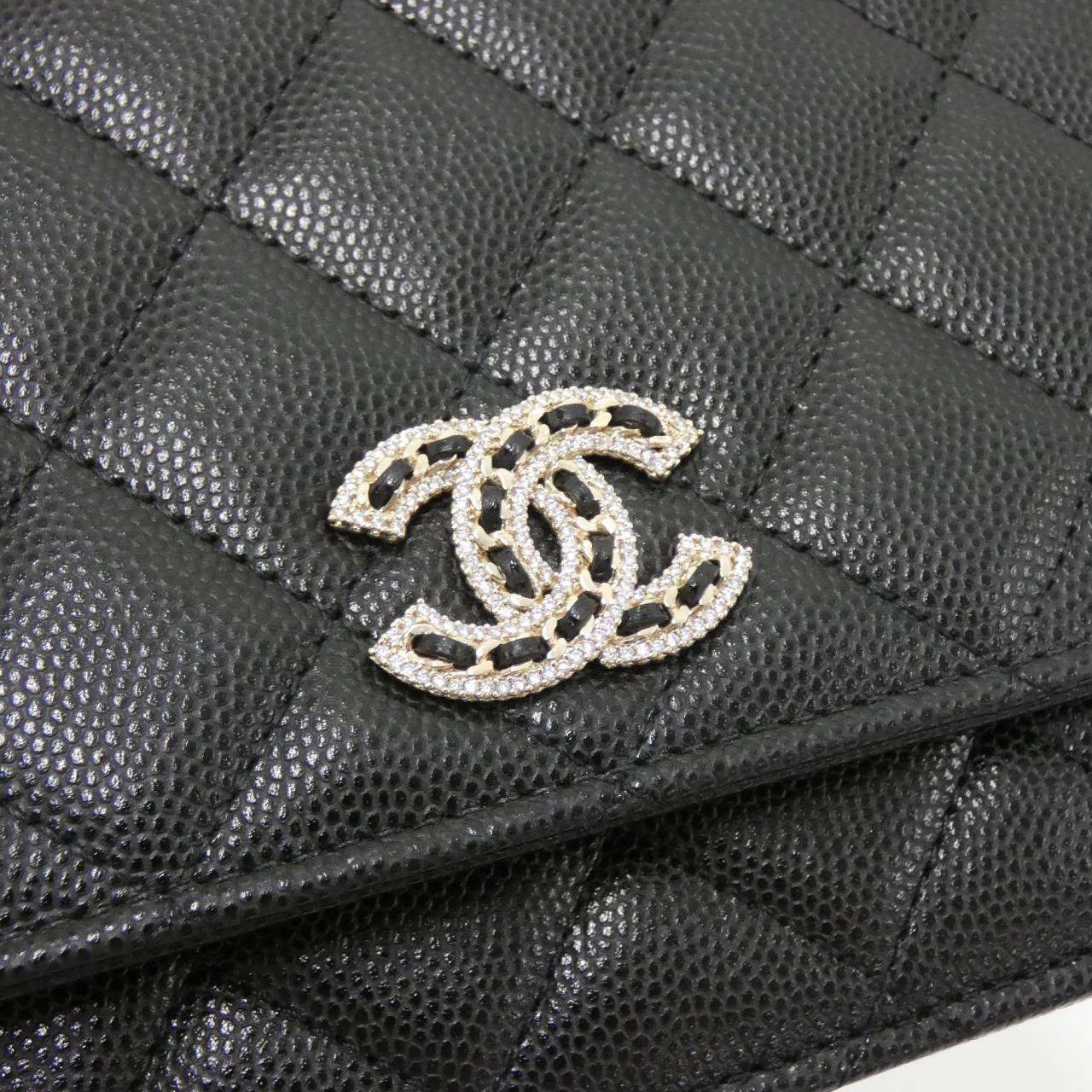Chanel AP2734 Caviar Skin Chain Wallet