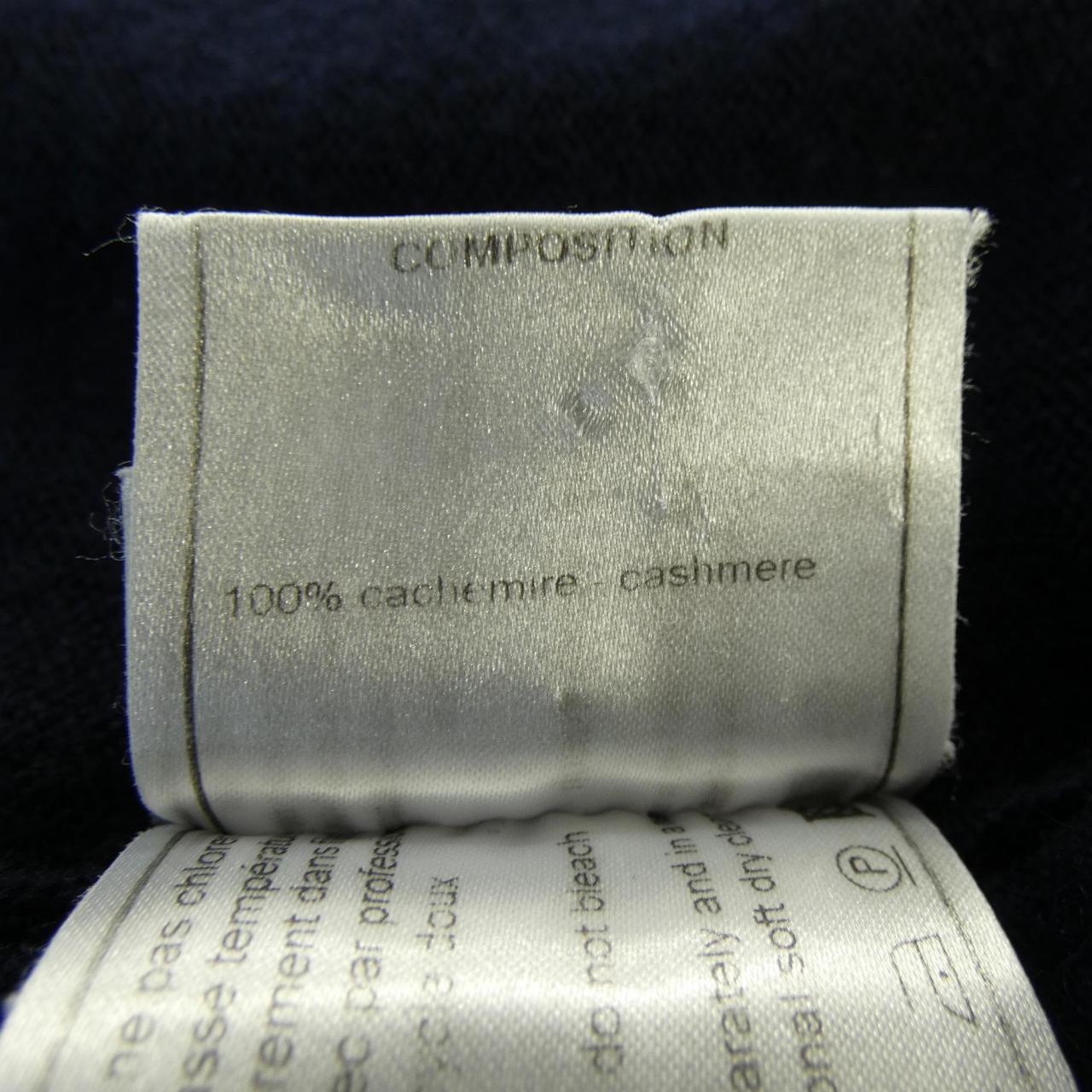 Chanel P32605K00778 08P Cashmere Knit Handbag