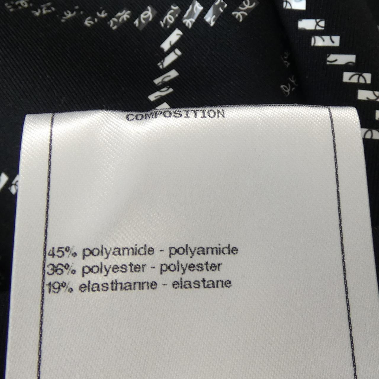 Chanel P62781V48259 20C Leggings Handbag