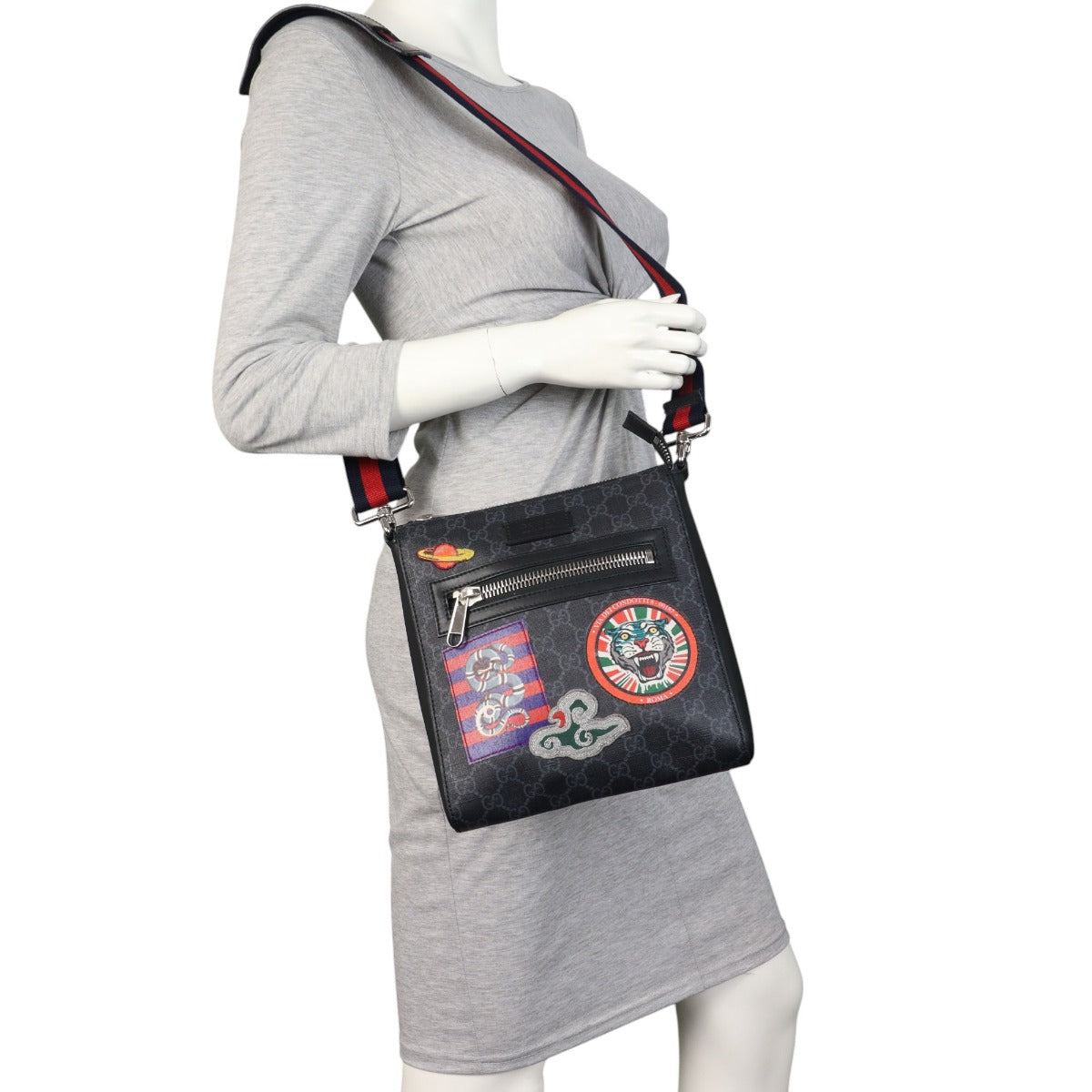 Gucci GG Supreme Messenger Bag Night Courrier