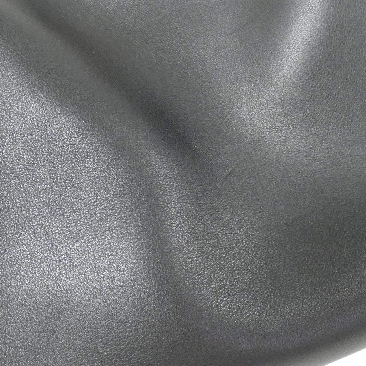 Fendi Peekaboo Essentially Calf Bag Travel Bag