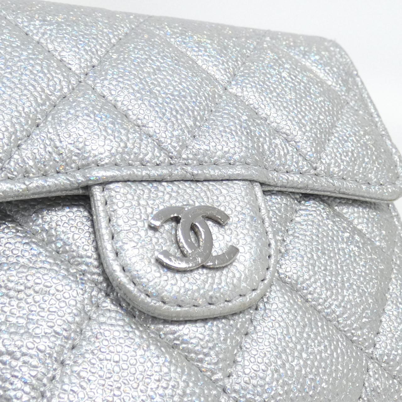 Chanel Timeless Classic Caviar Skin Wallet
