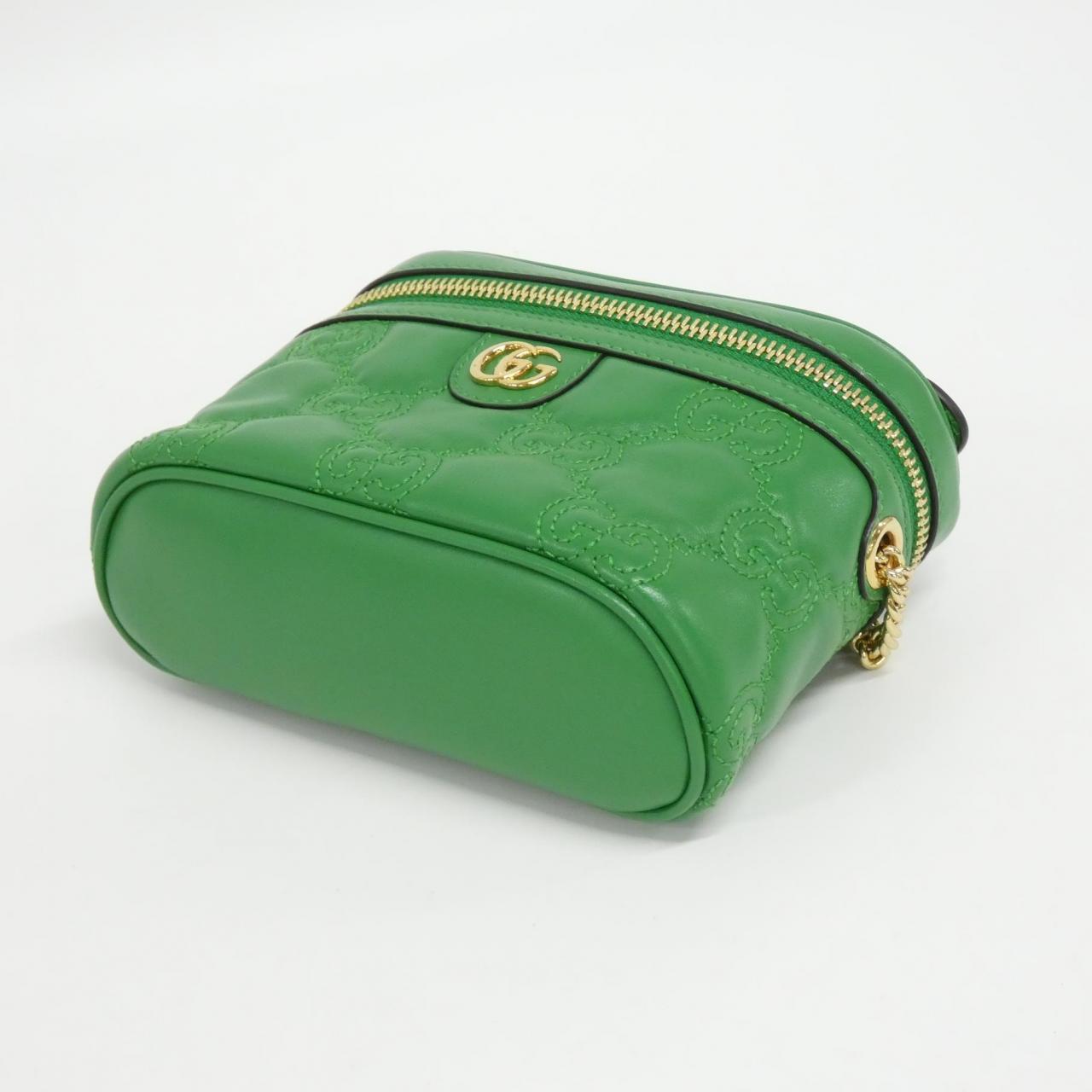 Gucci Matelassé Shoulder Bag Leather Bag 4