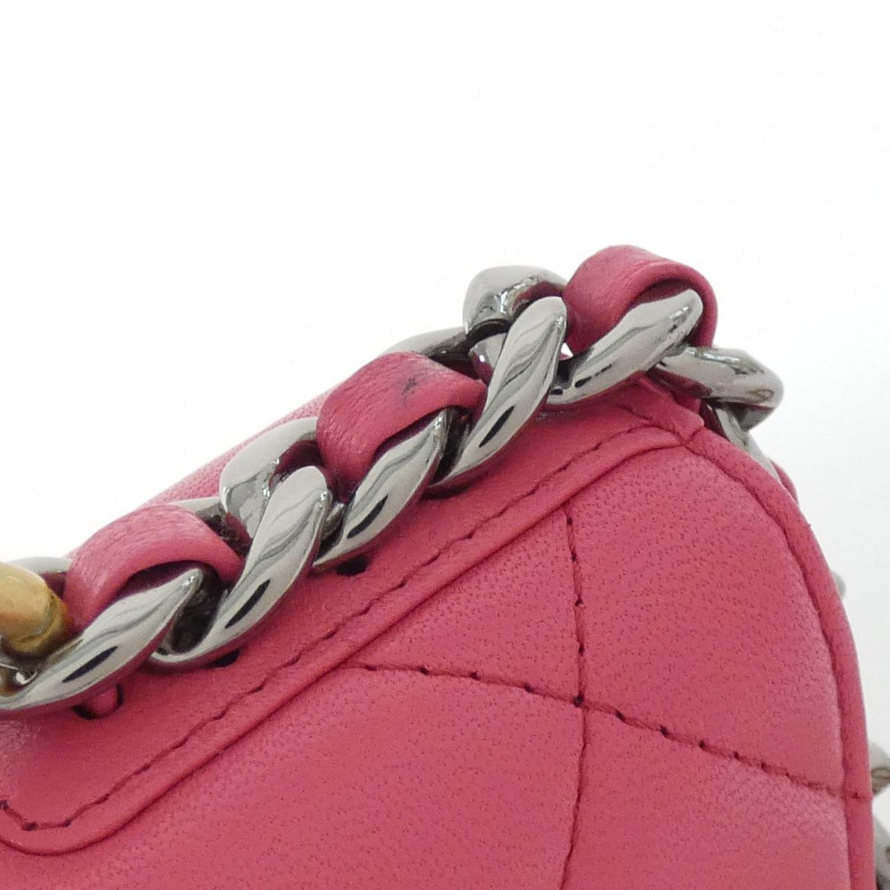 Chanel Chanel 19 Lambskin Wallet on Chain