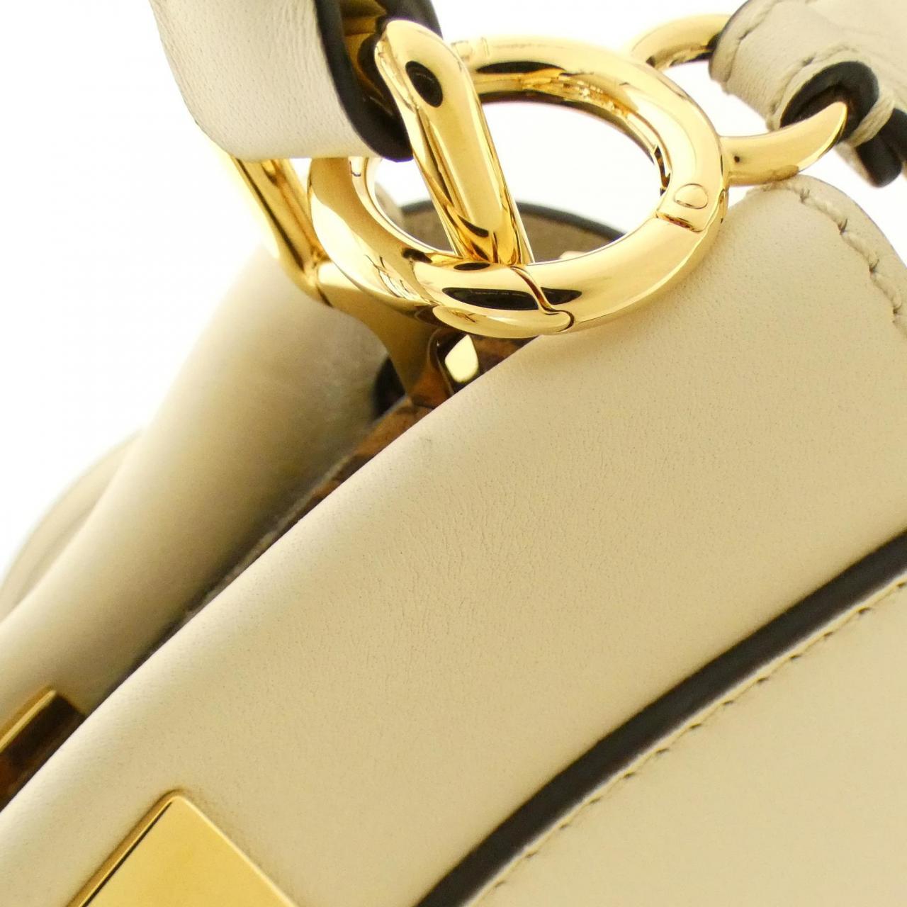 Fendi Peekaboo Bag Leather Small Travel Bag