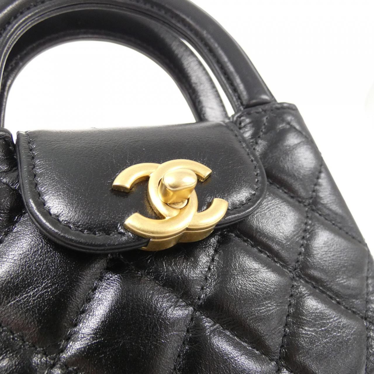 Chanel AP3435 Calf Chain Clutch