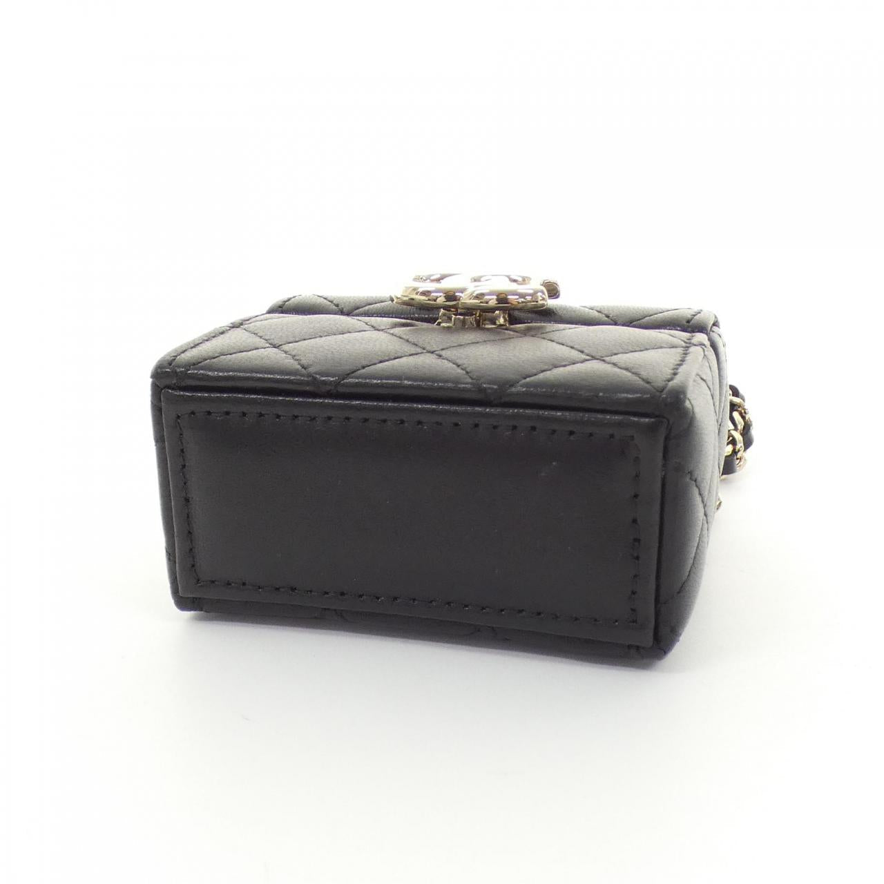 Chanel Lambskin Airpods Pro Case Bag