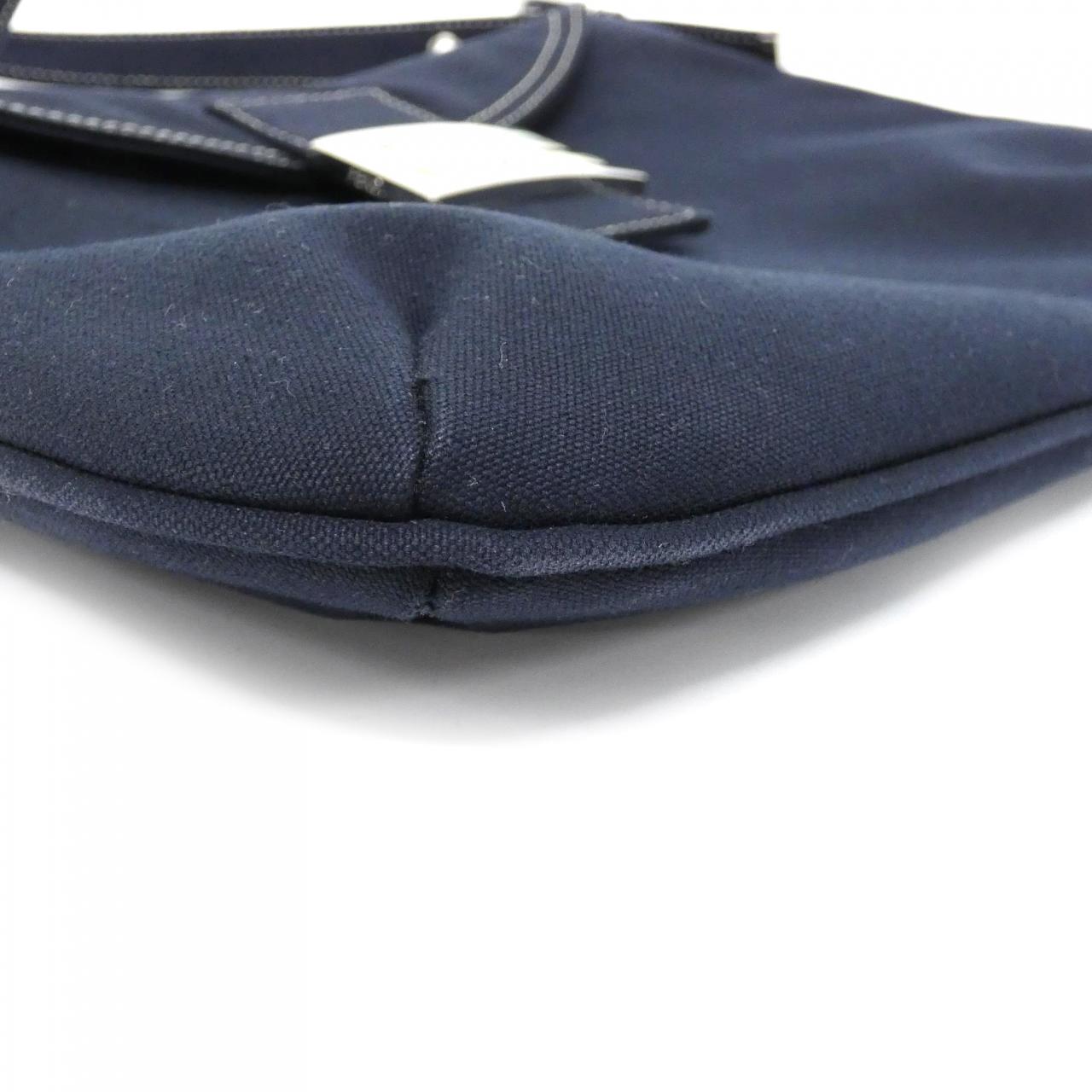 Fendi Shoulder Bag Canvas 2