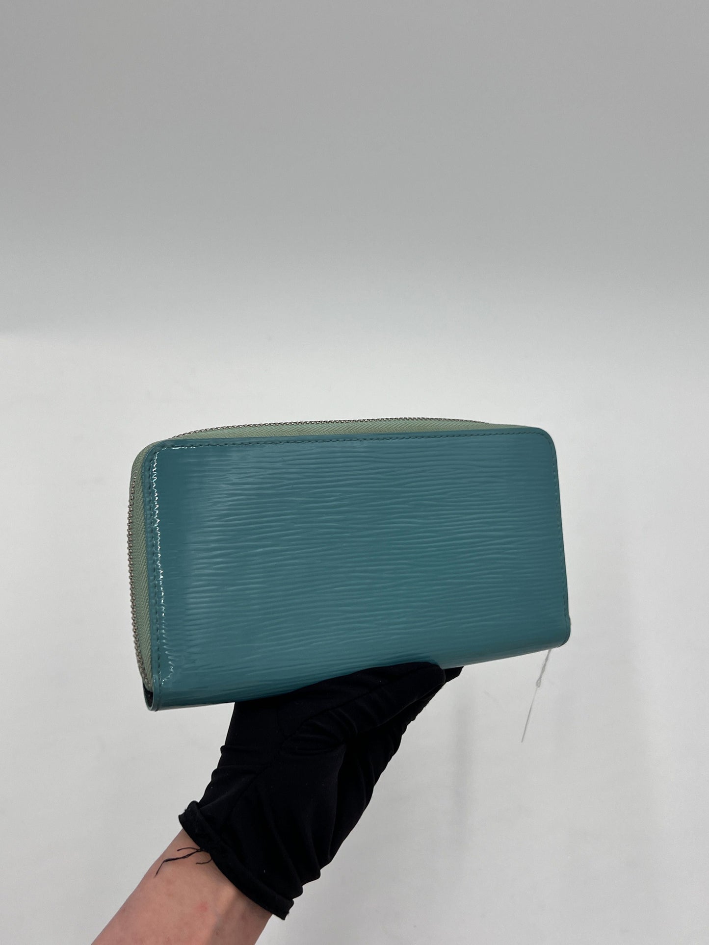 Zippy leather wallet Louis Vuitton Blue in Leather