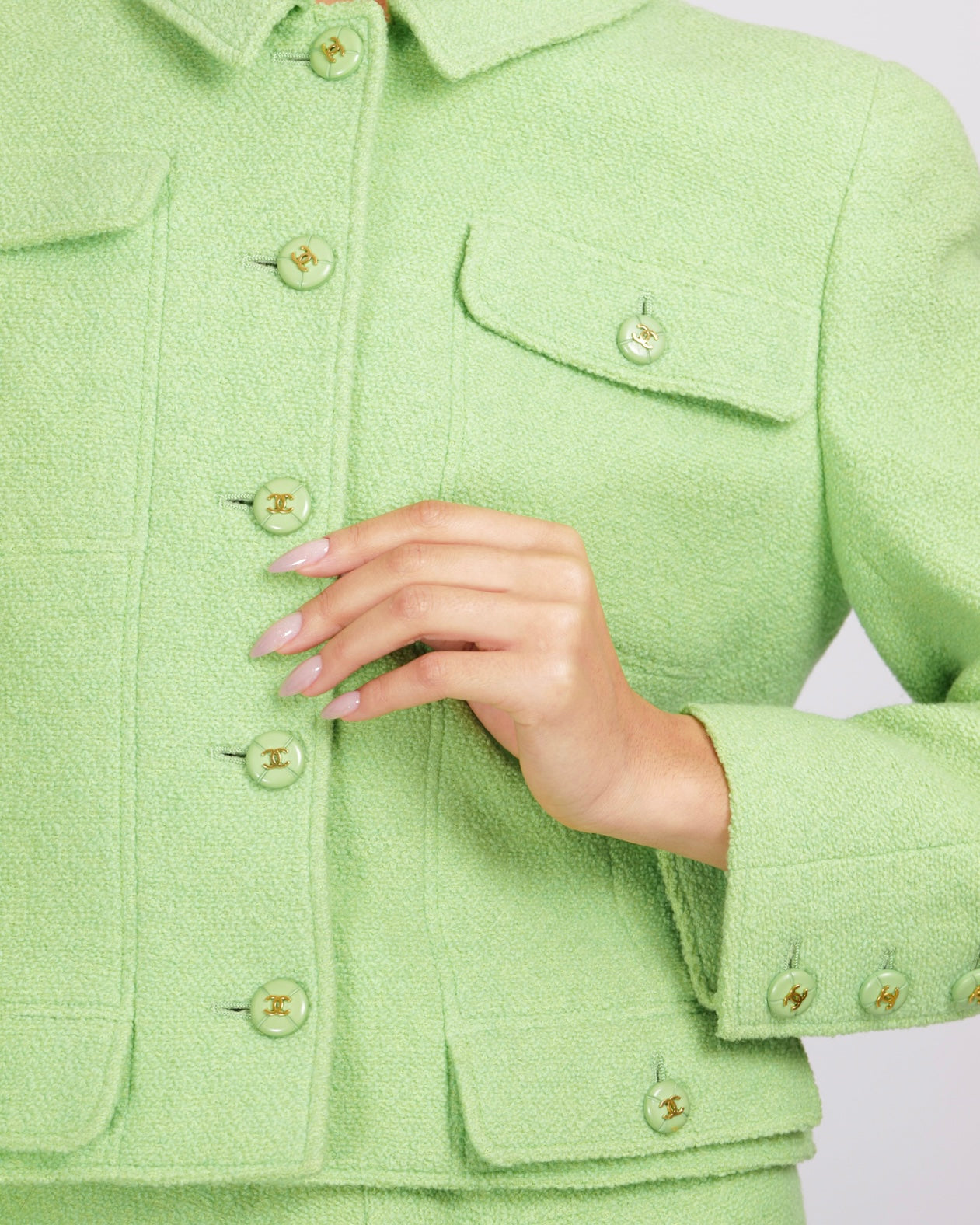 Chanel 98P Green Wool Jacket and Skirt Set with Green and Gold CC Logo Buttons Size FR 42 (UK 14)