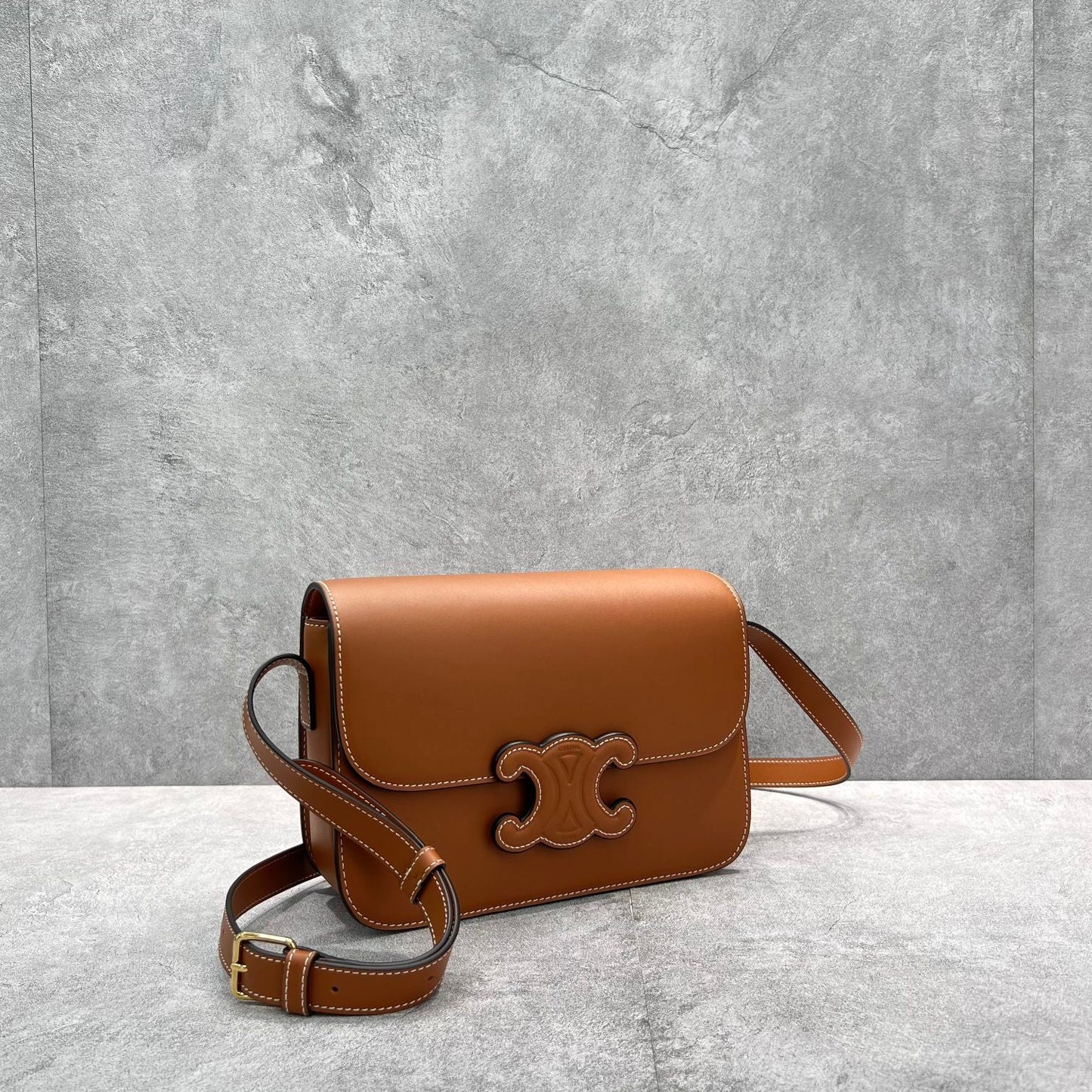 Top Quality Classique Cuir Triomphe Bag For Tan Travel Bag 199223Bfn04Lu 2885