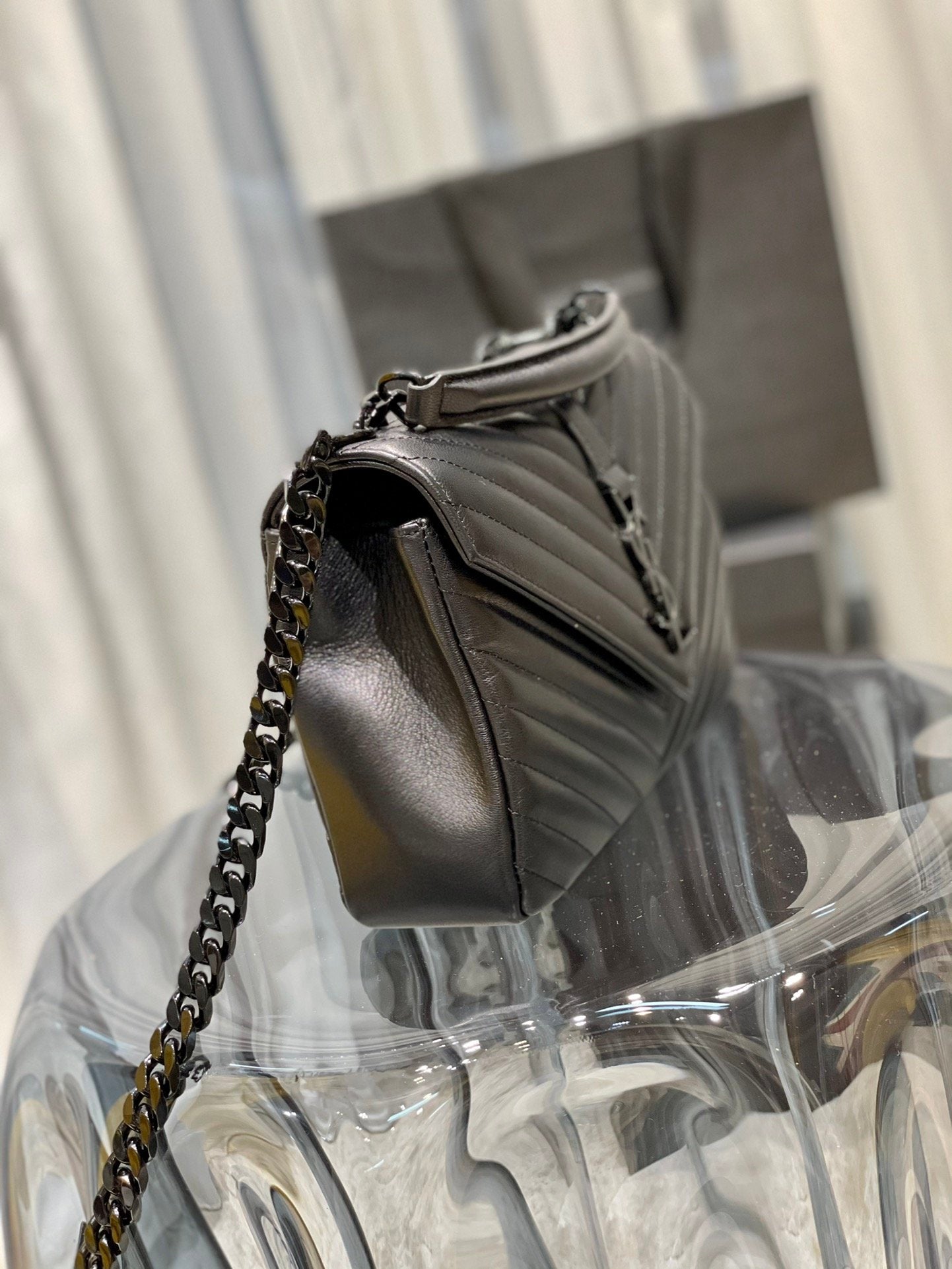 YSL Saint Laurent College Metal Toned Hardware 9in Black Medium Chain Handbag