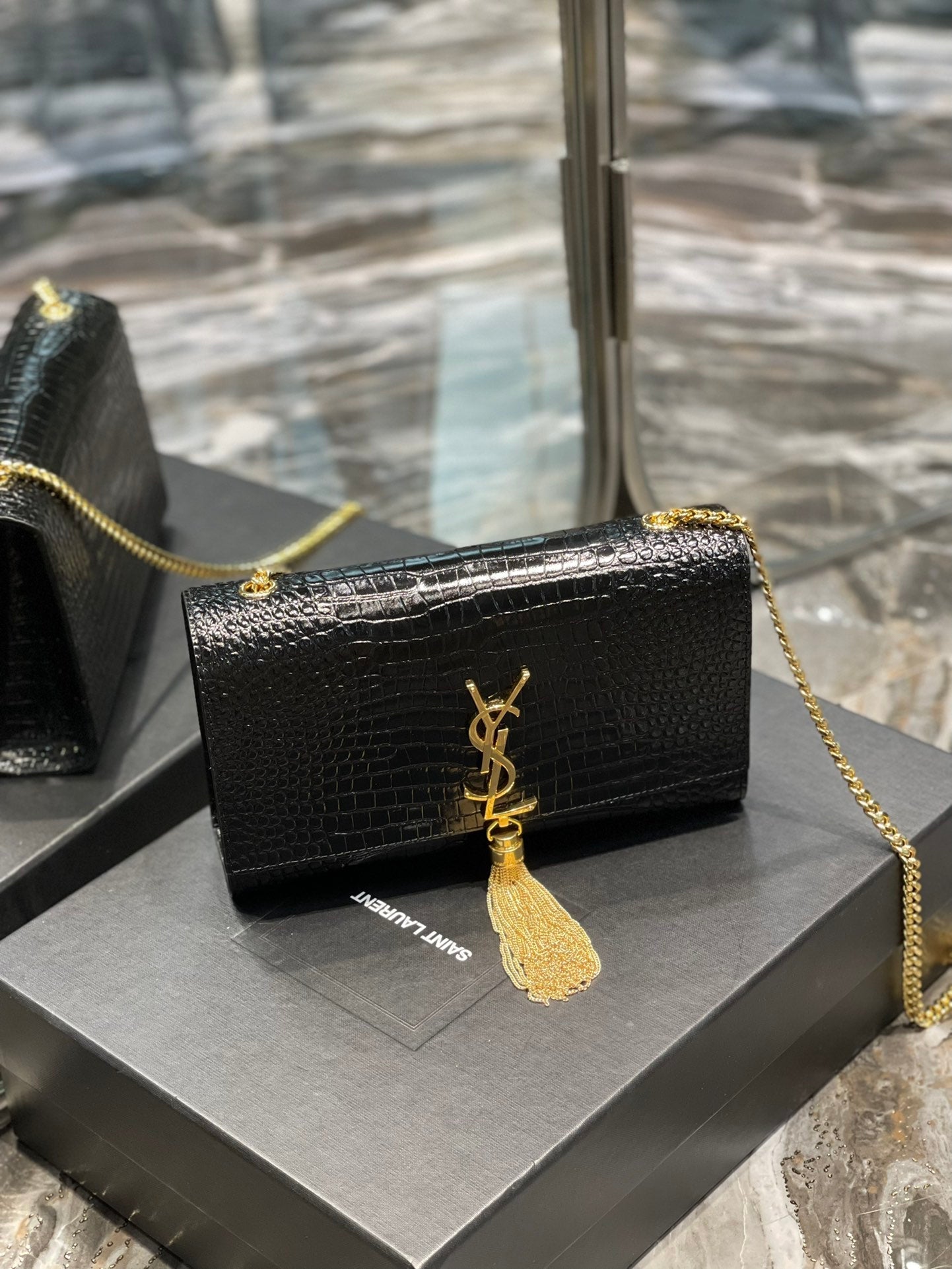 YSL Saint Laurent Kata Tassel 9in 24cm Black Medium Chain Handbag Ysl 354119Dnd0J1000