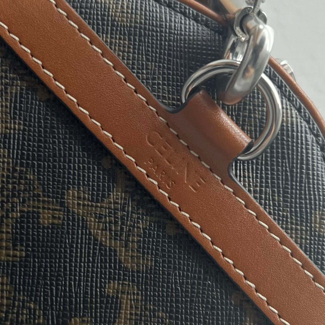 Top Quality Cylinder Bag In Triomphe For Canvas Tan Travel Bag 110052Ejf04Li 8652