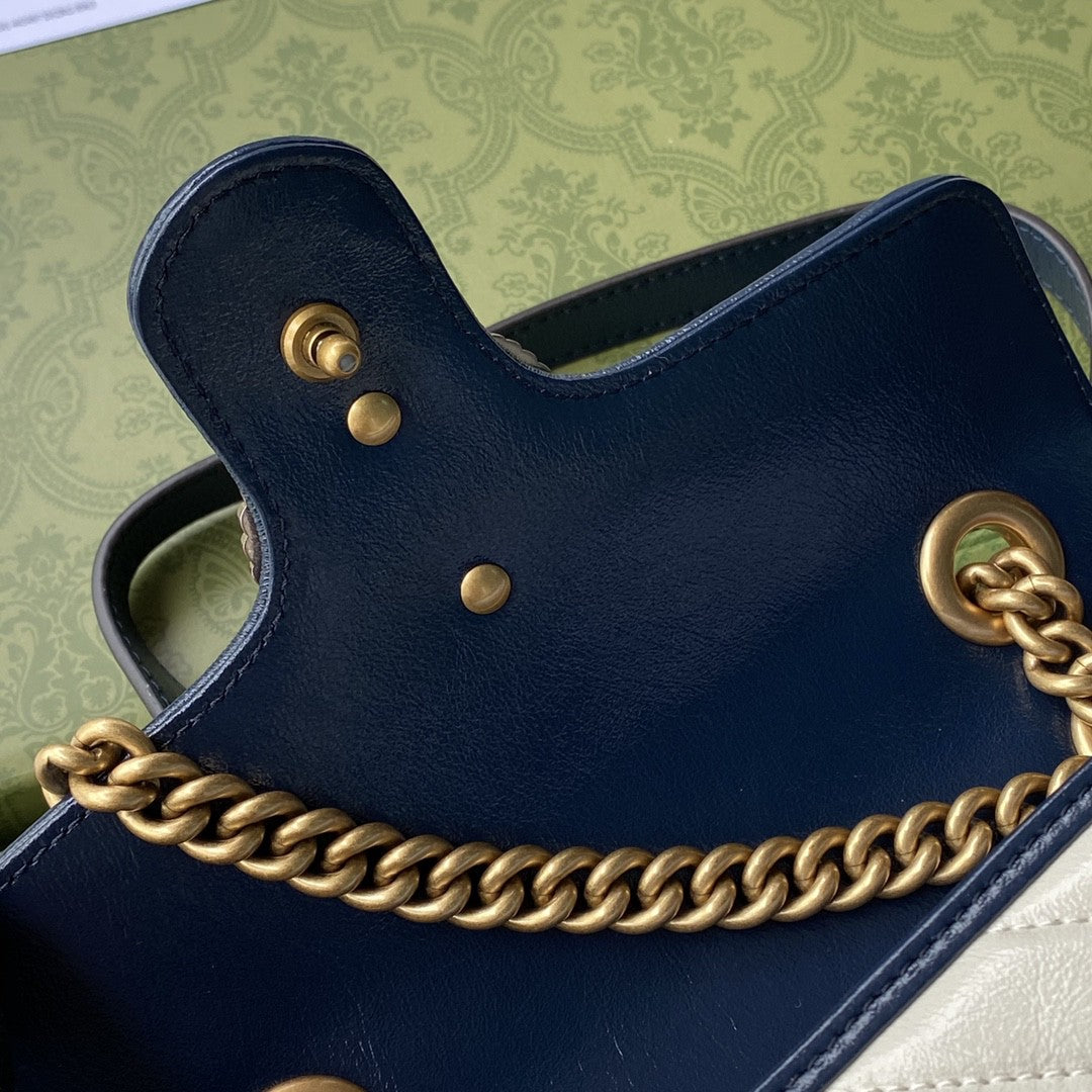 gg Marmont Matelassé 9in 22cm White Mini Bag