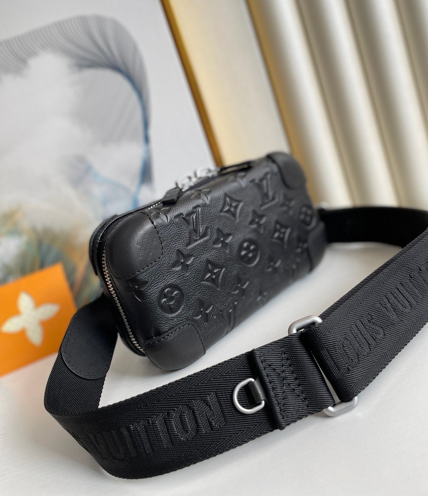 Top Quality Horizon Clutch Taurillon For Men Monogram Black Crossbody Bag