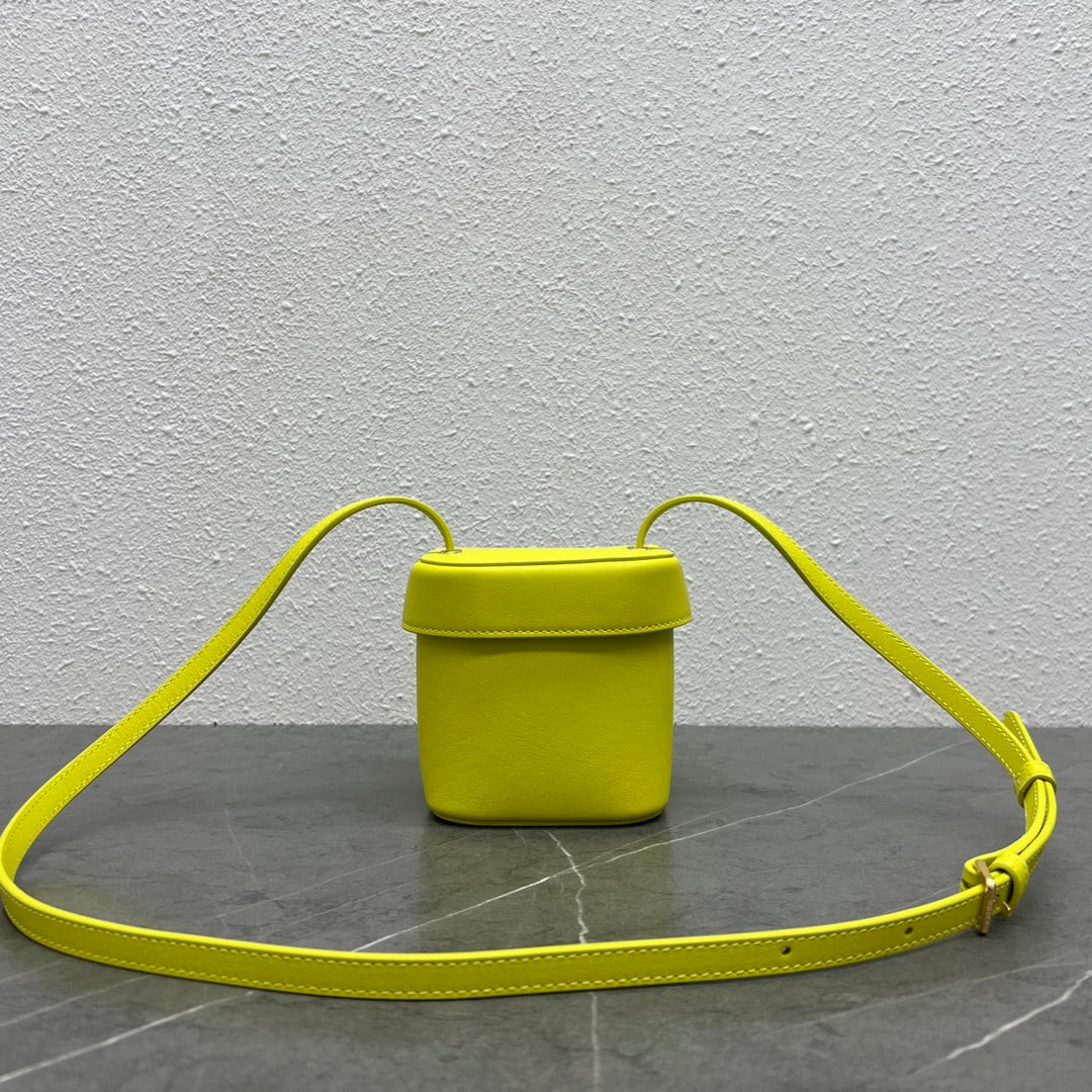 Top Quality Box Cuir Triomphe Yellow For Small Travel Bag