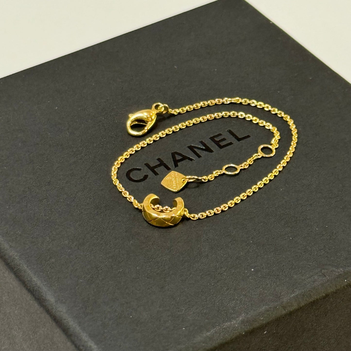 CHANEL COCO CRUSH RHOMBUS PATTERN WATER ICE MOON BRACELET
