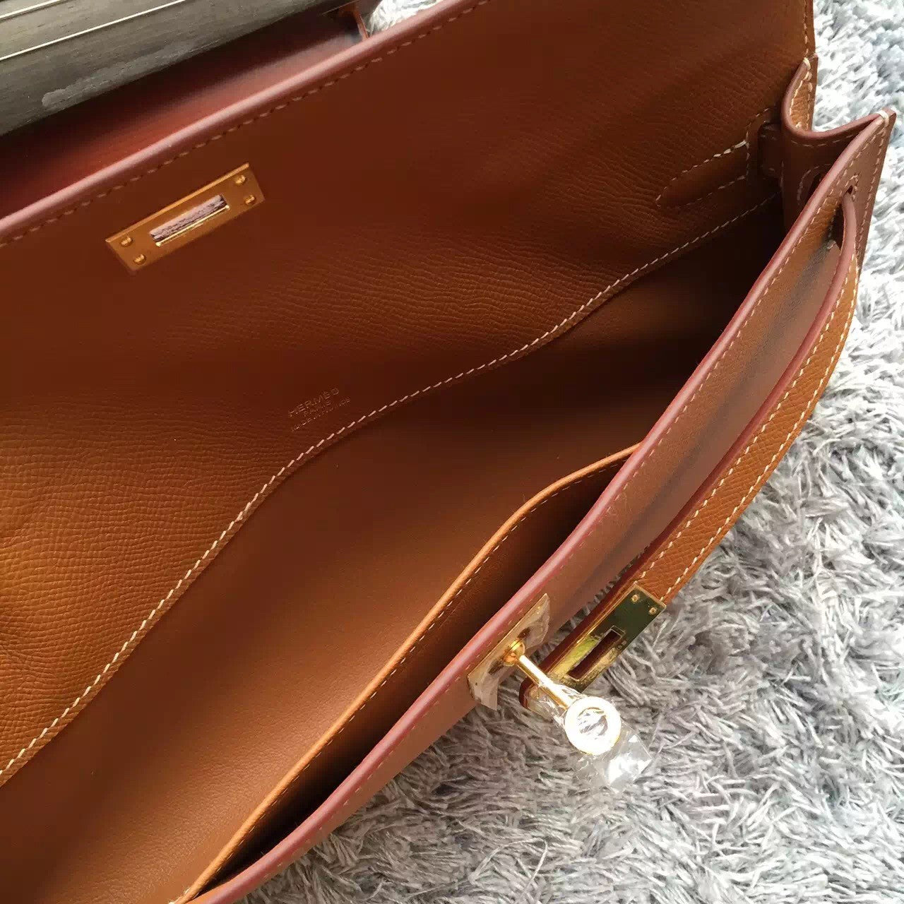 Hermes Luxury Handcrafted Kelly Cut Clutch Handbag Brown Clutch Bag