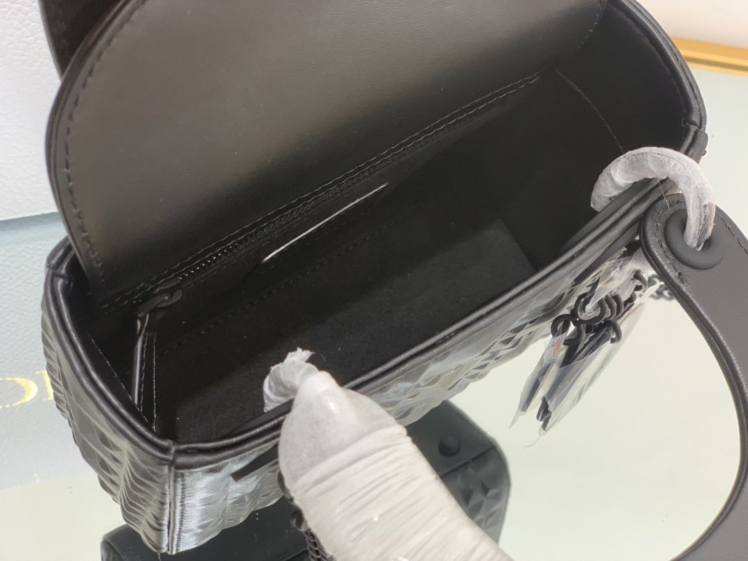 Lady Cannage Beaded Motif Cd Black Mini Crossbody Bag