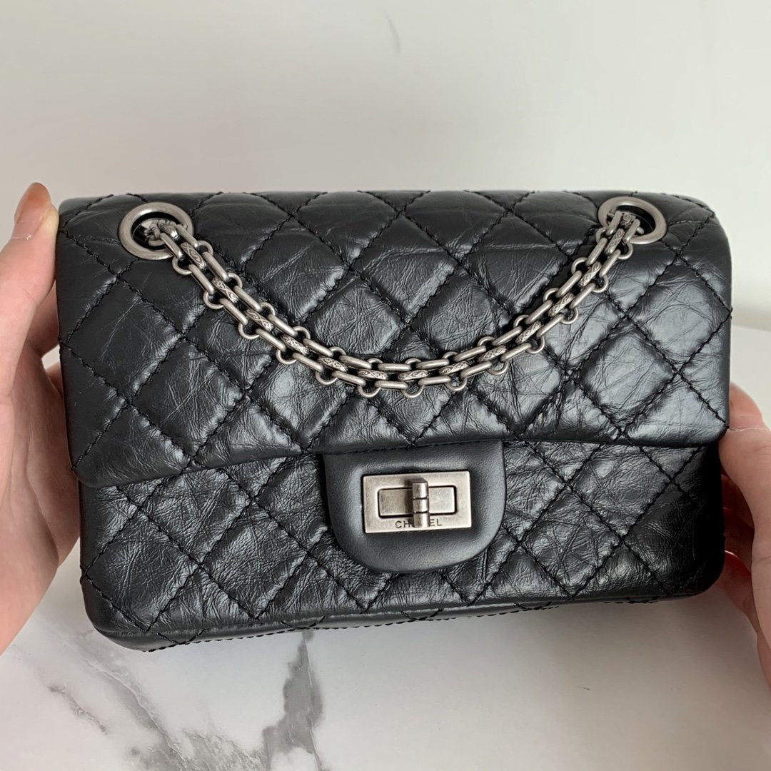 Chlmini Handbag For Women Toned Hardware Black Silver Travel Bag
