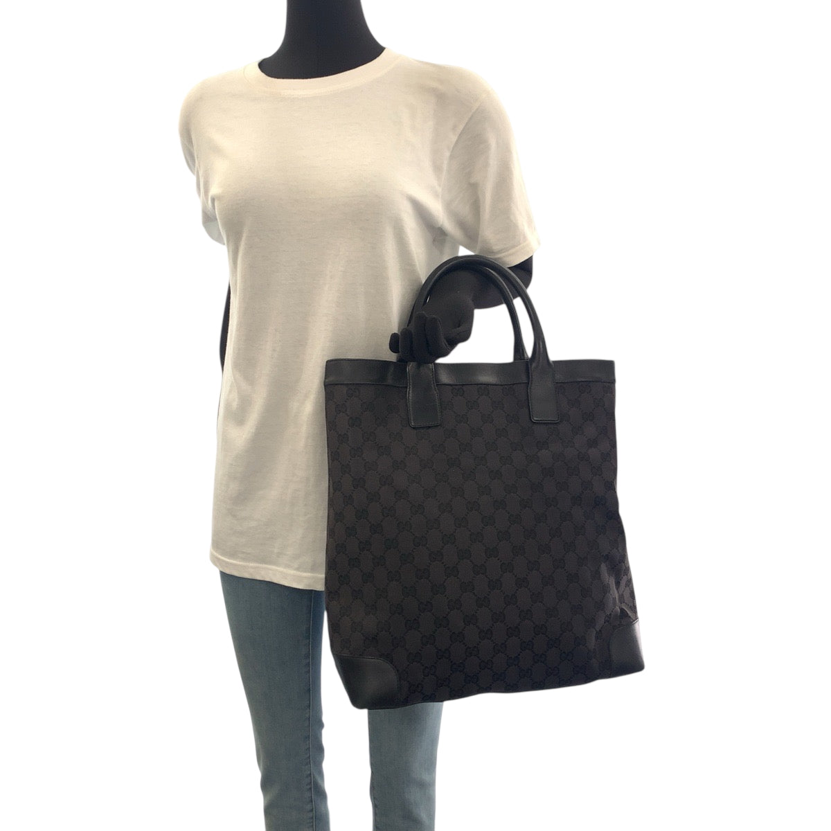 Gucci 002 GG Canvas Black Shoulder Bag 2