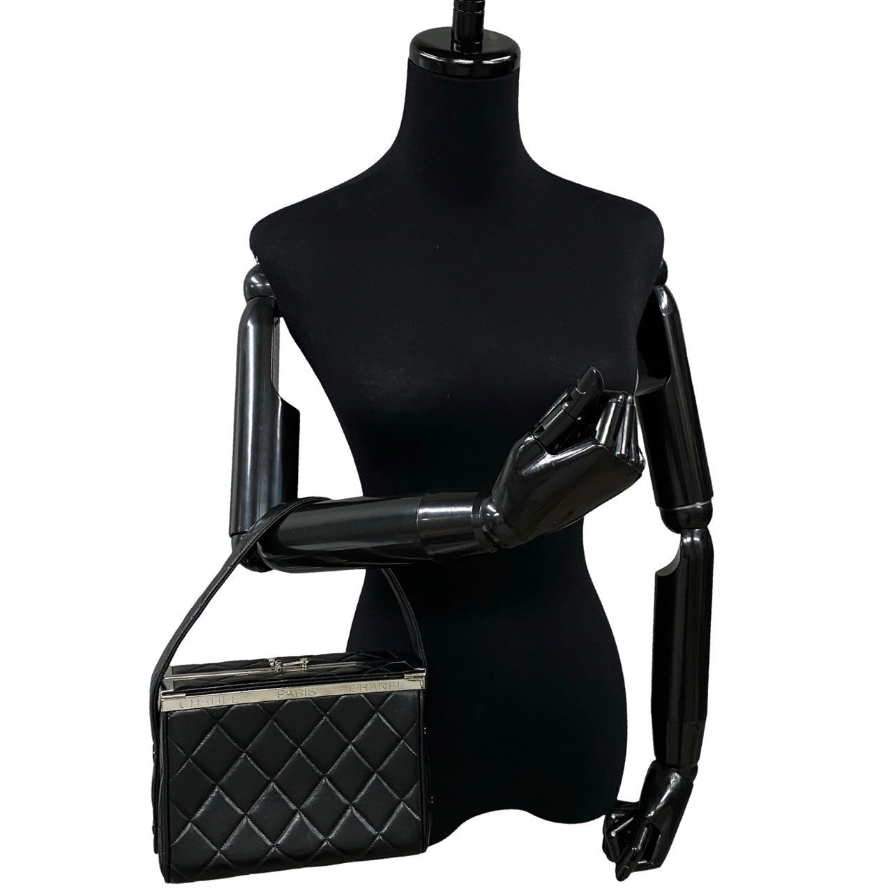 Chanel Vanity Matrasse Kannon Vanity Black Leather Handbag