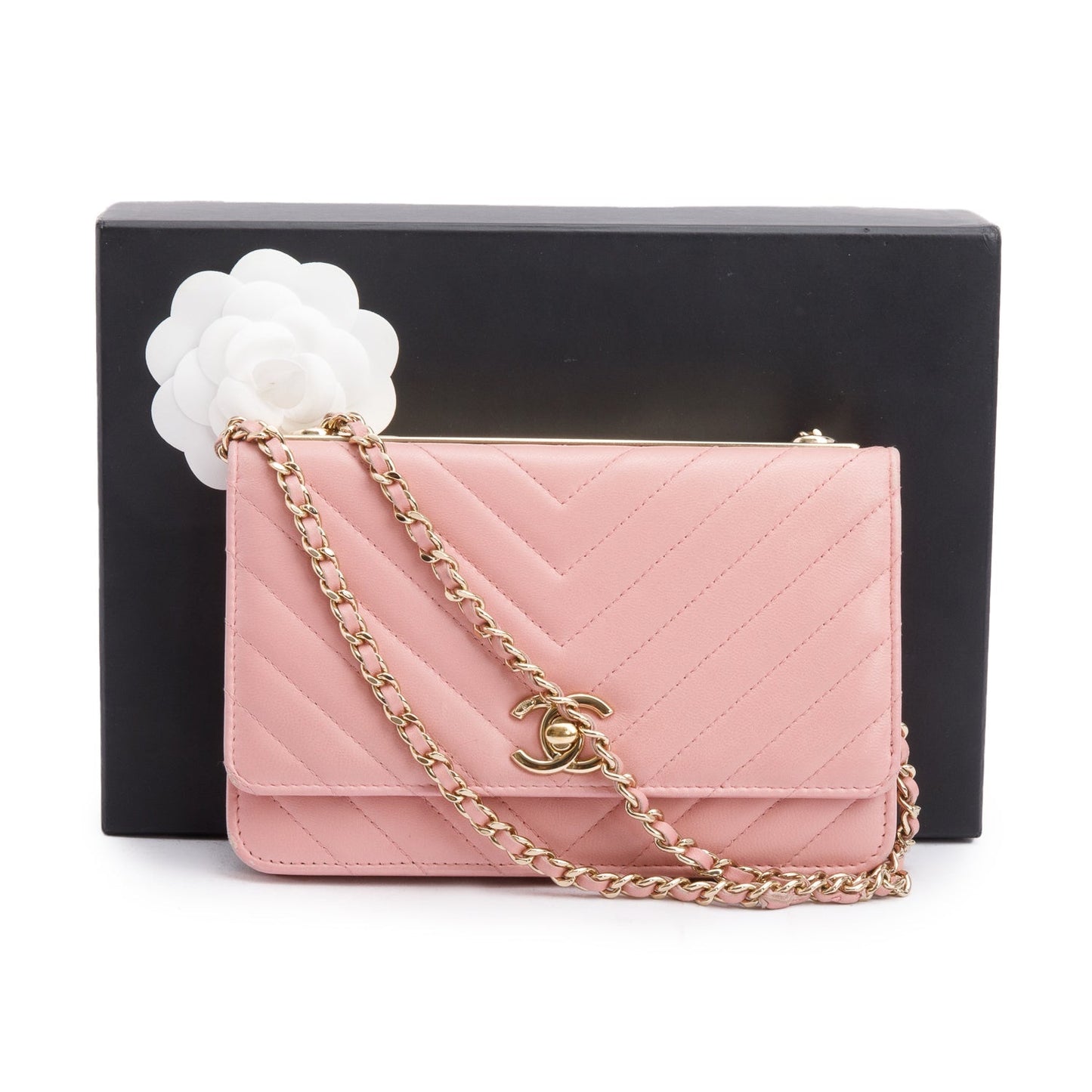 Chanel Chevron Quilted Trendy on Leather Lambskin Pink Wallet Case