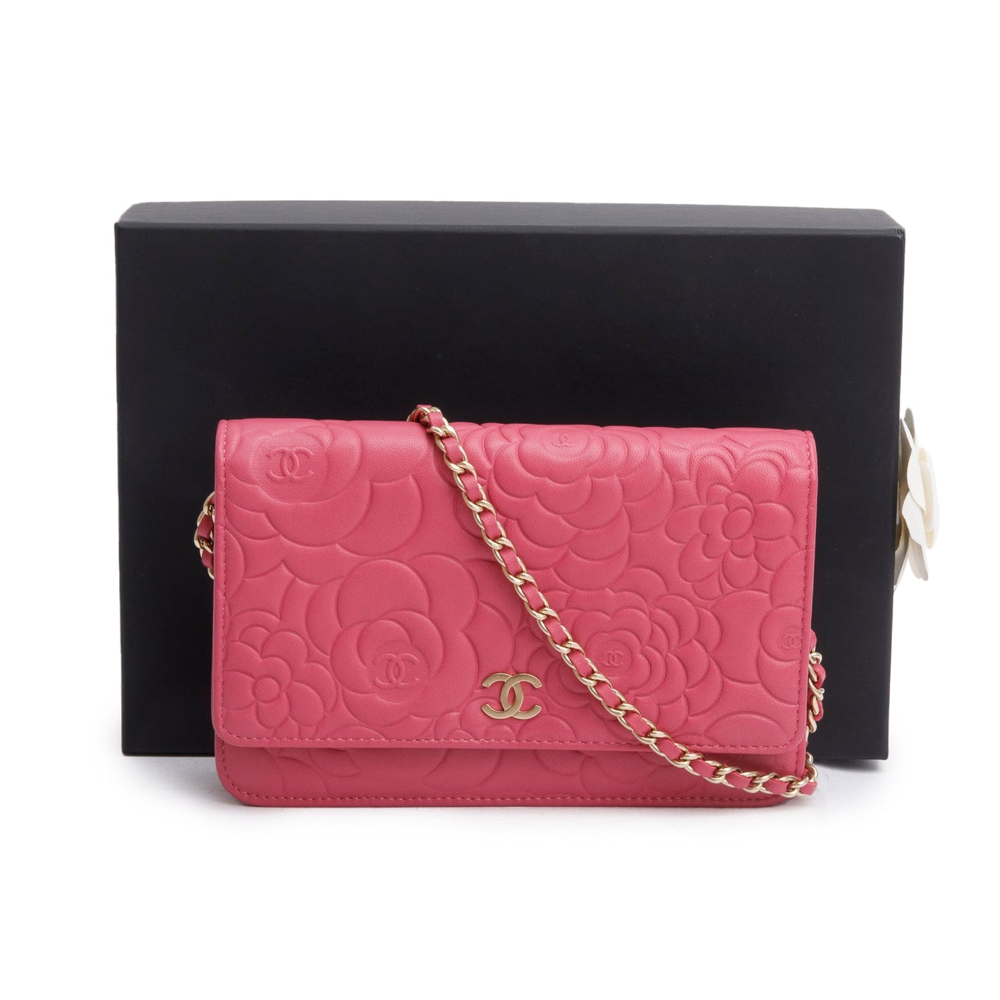 Chanel Camellia Embossed on Lambskin Pink Wallet Case