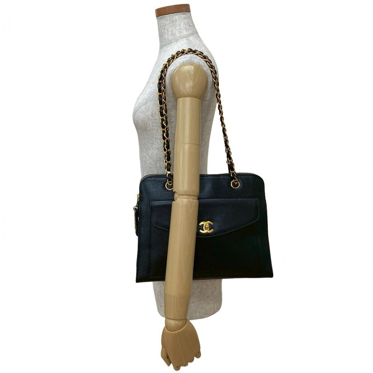 Chanel Matt caviar skin Black Shoulder Bag 6