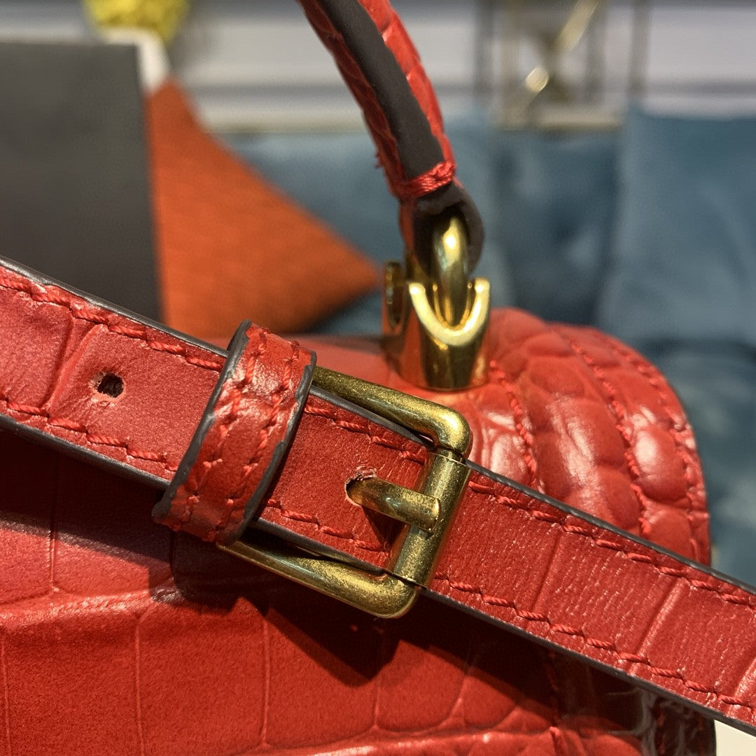 Top Quality Devotion Bag For Women Red Medium Travel Bag
