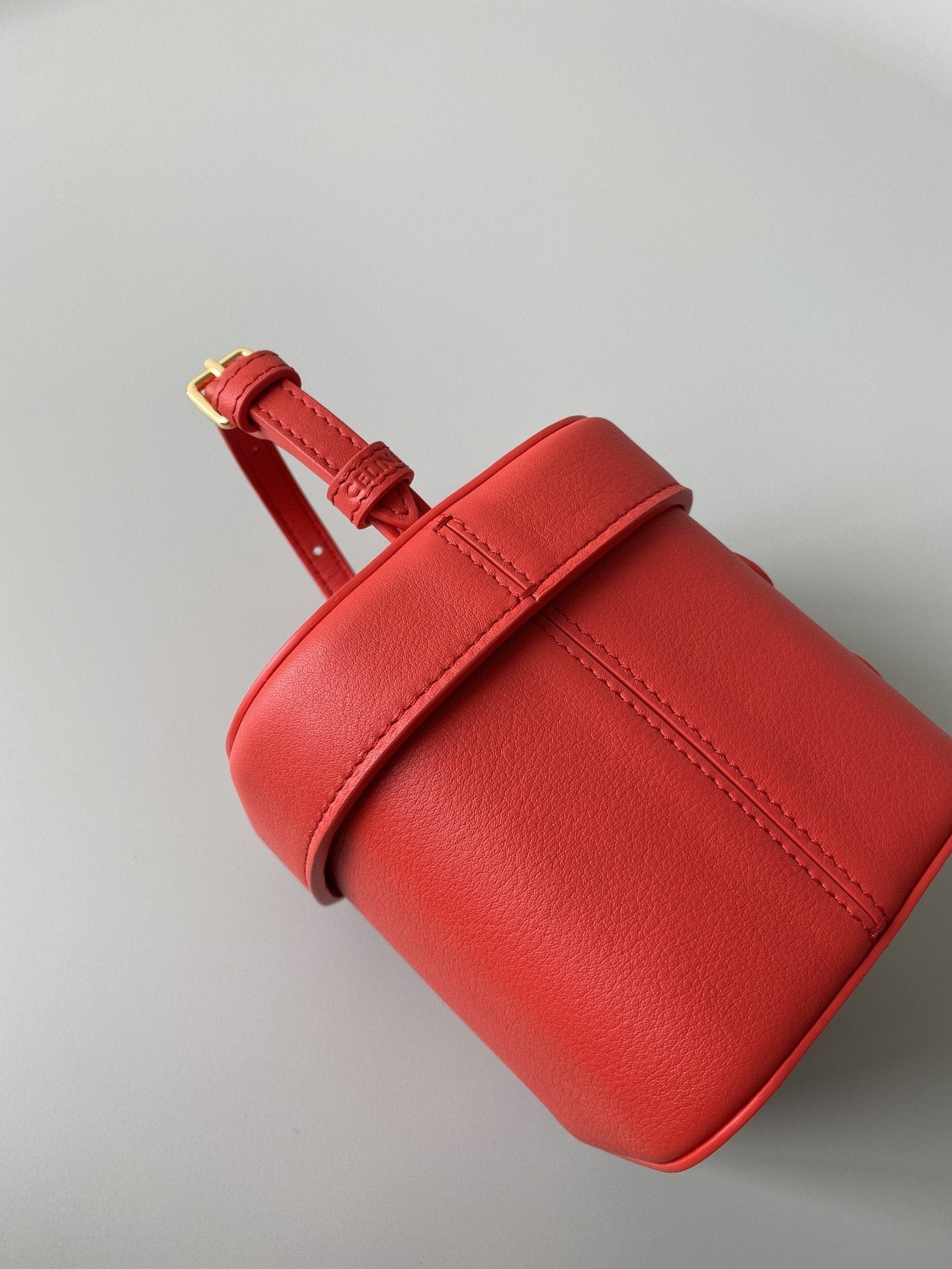 Top Quality Box Cuir Triomphe For Women Red Small Travel Bag