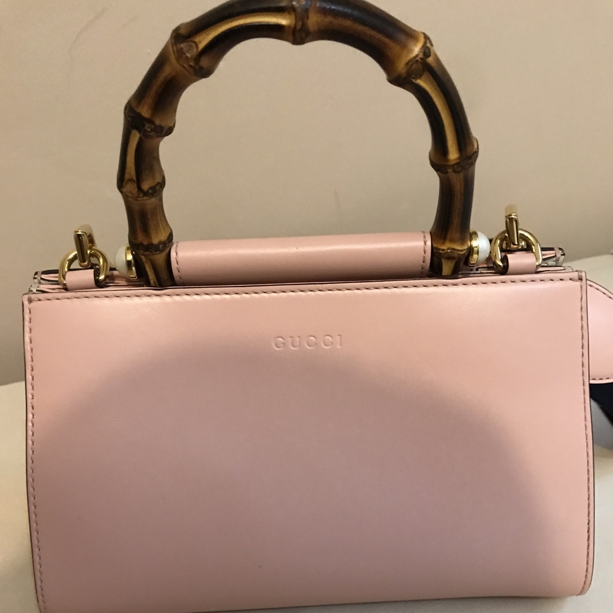 Gucci nymphaea pink leather handbag
