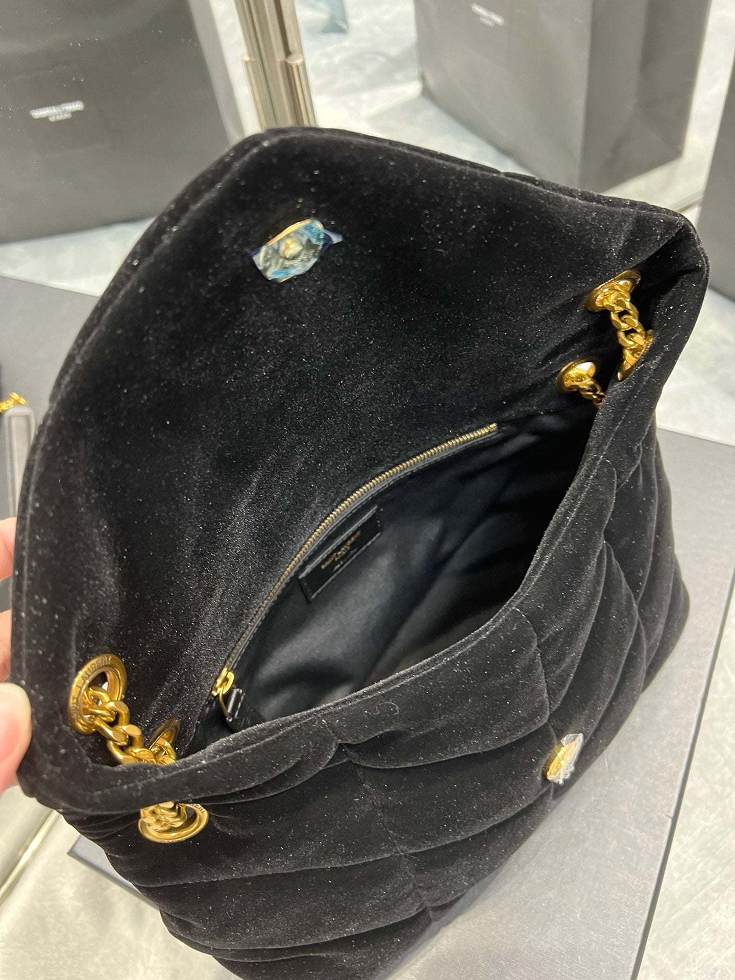 YSL Saint Laurent Puffer Crossbody Bag Monogram Chain 114In29Cm Ysl 9685