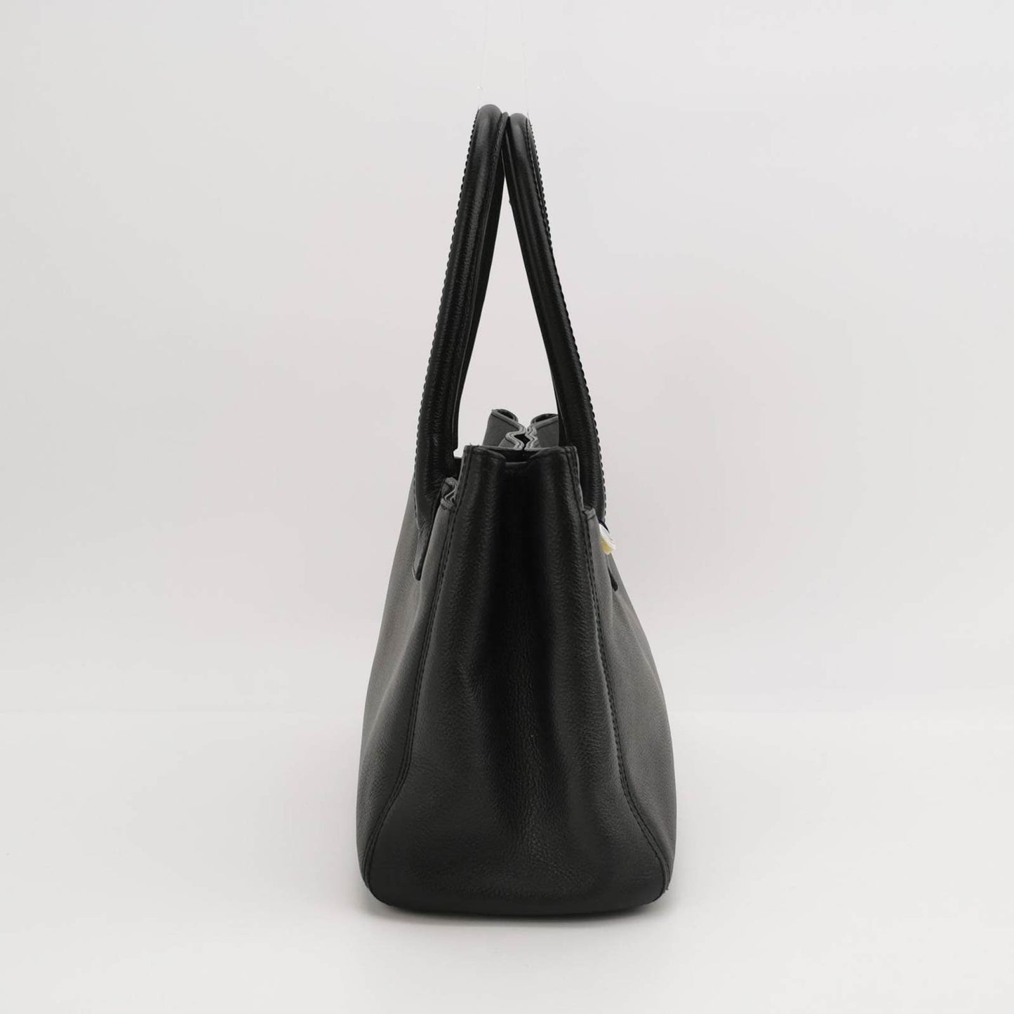 Chanel Cerf Executive East West Caviar Black Small Leather Handbag