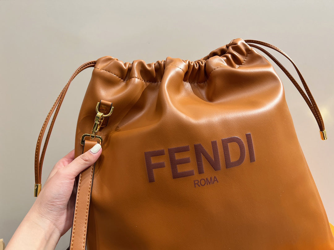 EN - Luxury FEI 281 Travel Bag
