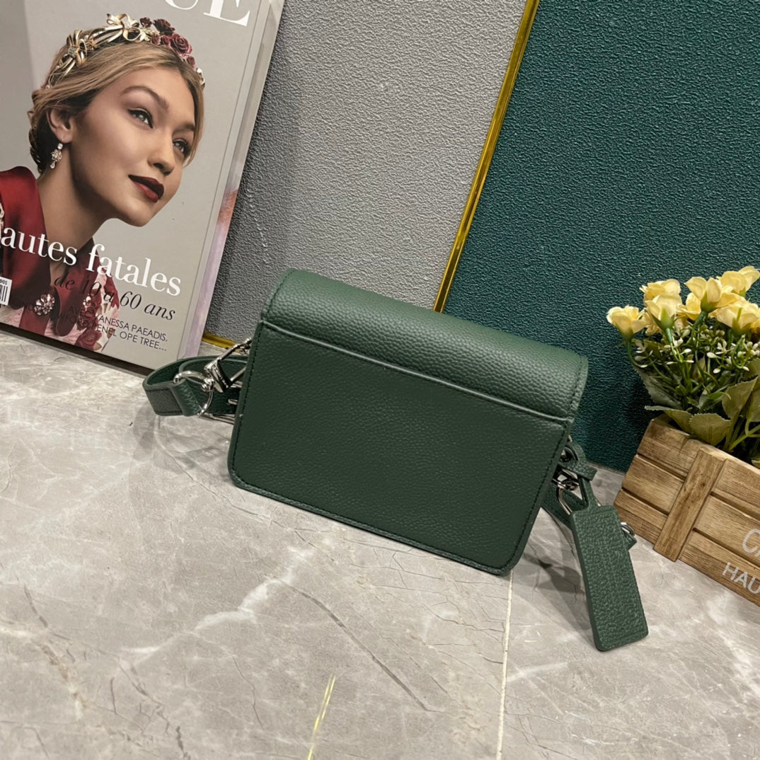 EN - Luxury LUV 870 Travel Bag