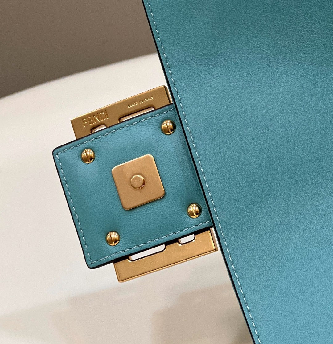 Top QualityTop Quality Baguette Mint Green Medium Handbag
