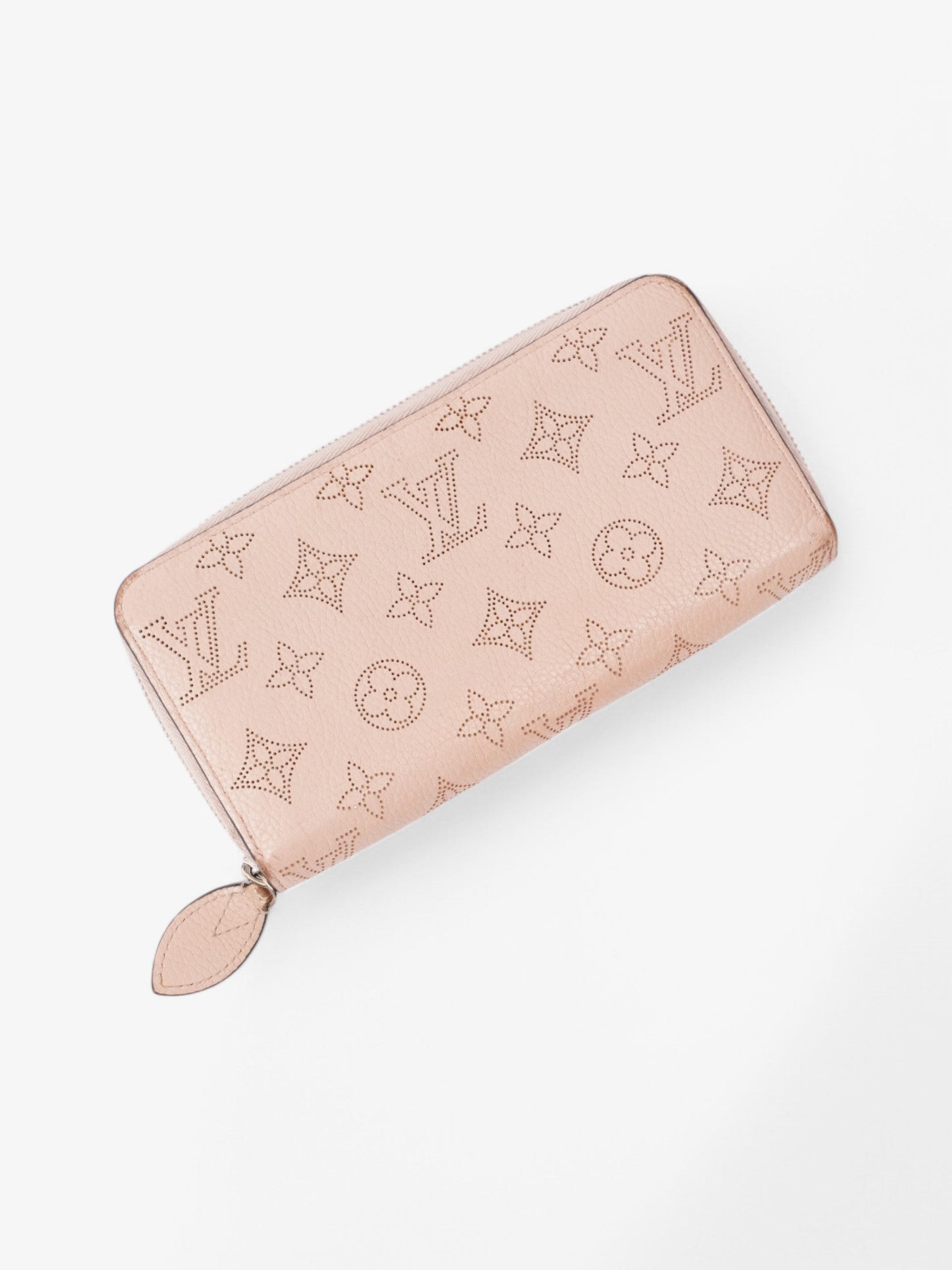Louis Vuitton Zippy Magnolia Leather Wallet Case