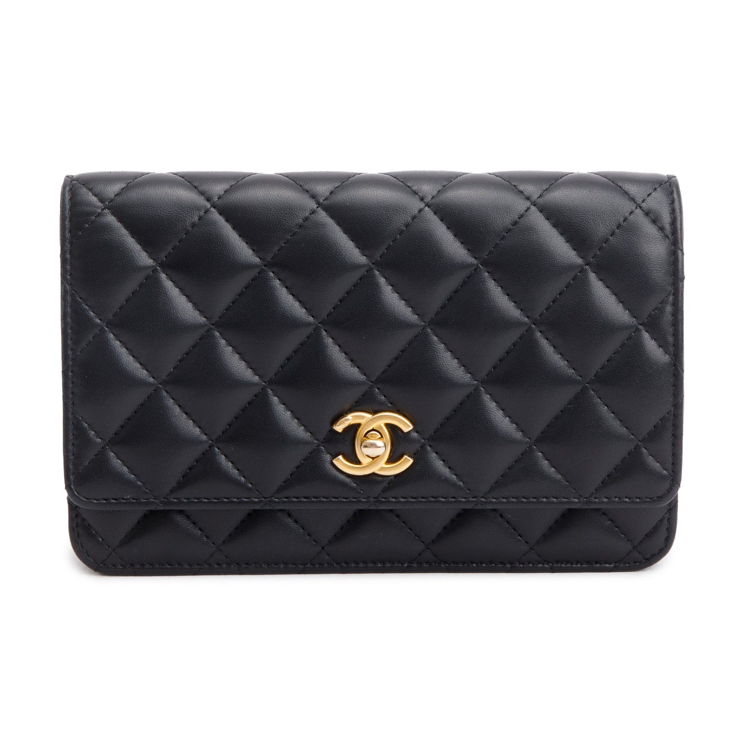Chanel Quilted CC Pearl Crush Classic Leather Lambskin Black Wallet Case