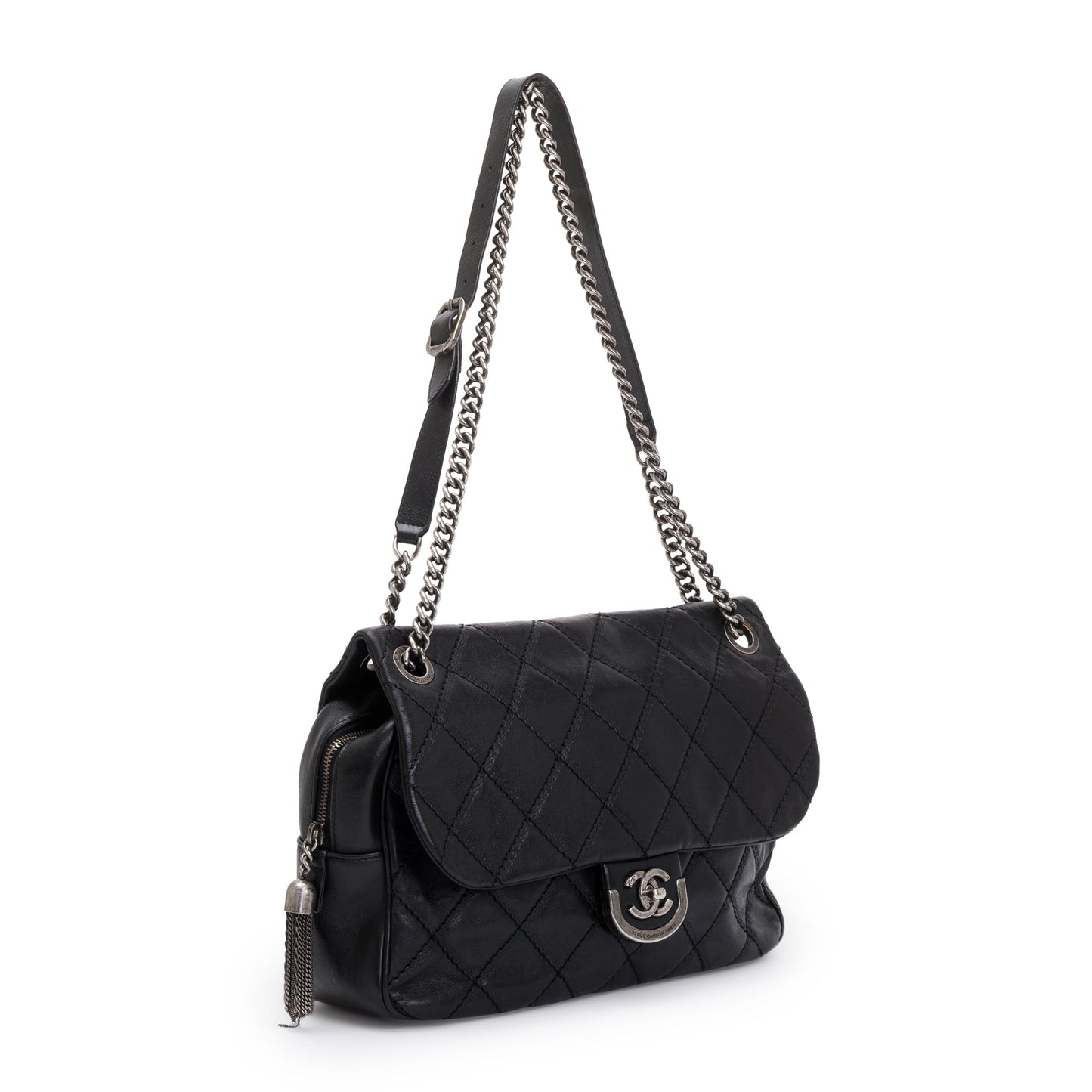 Chanel Quilted Paris-Edinburgh Coco Sporran Flap Leather Calfskin Black Travel Bag