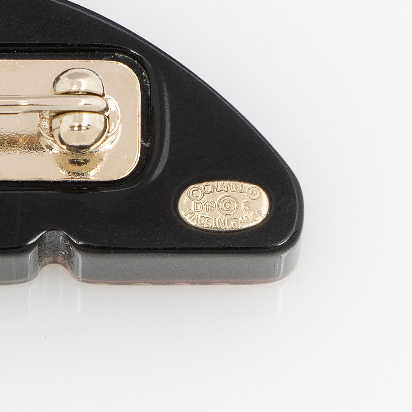 Chanel Enamel Pearl CC Umbrella Brooch Handbag