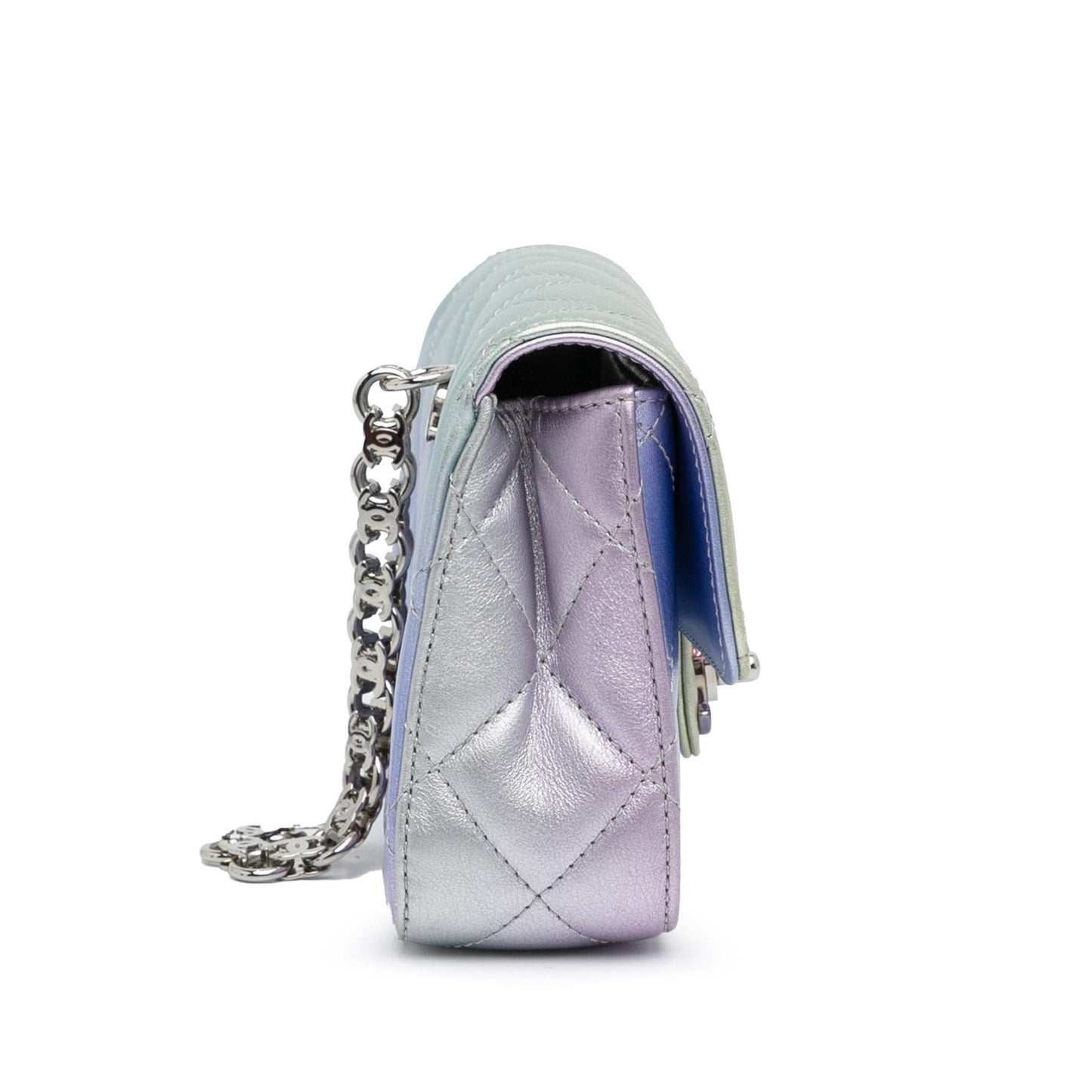 Chanel Iridescent Lambskin Wristlet SHG-OsxRyI Clutch Bag