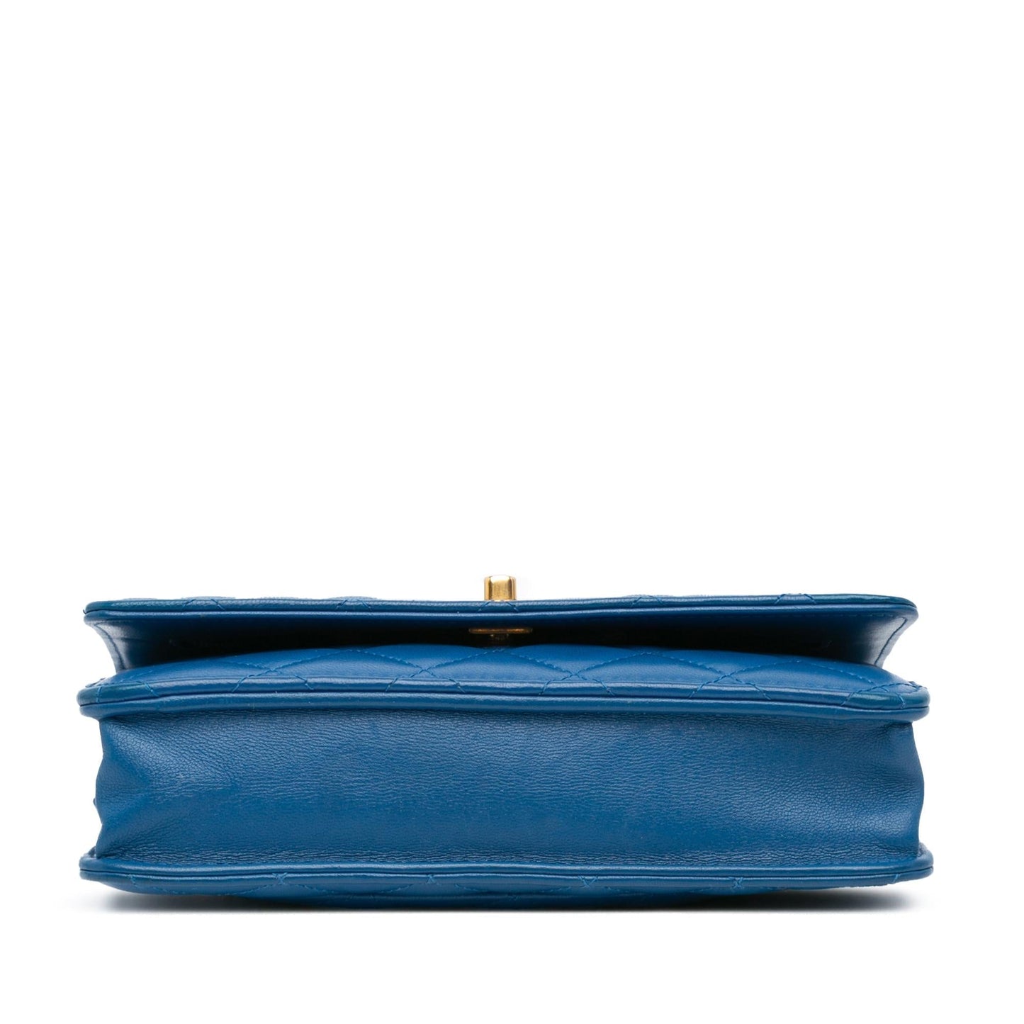 Chanel Lambskin Pearl Crush On Wallet Case