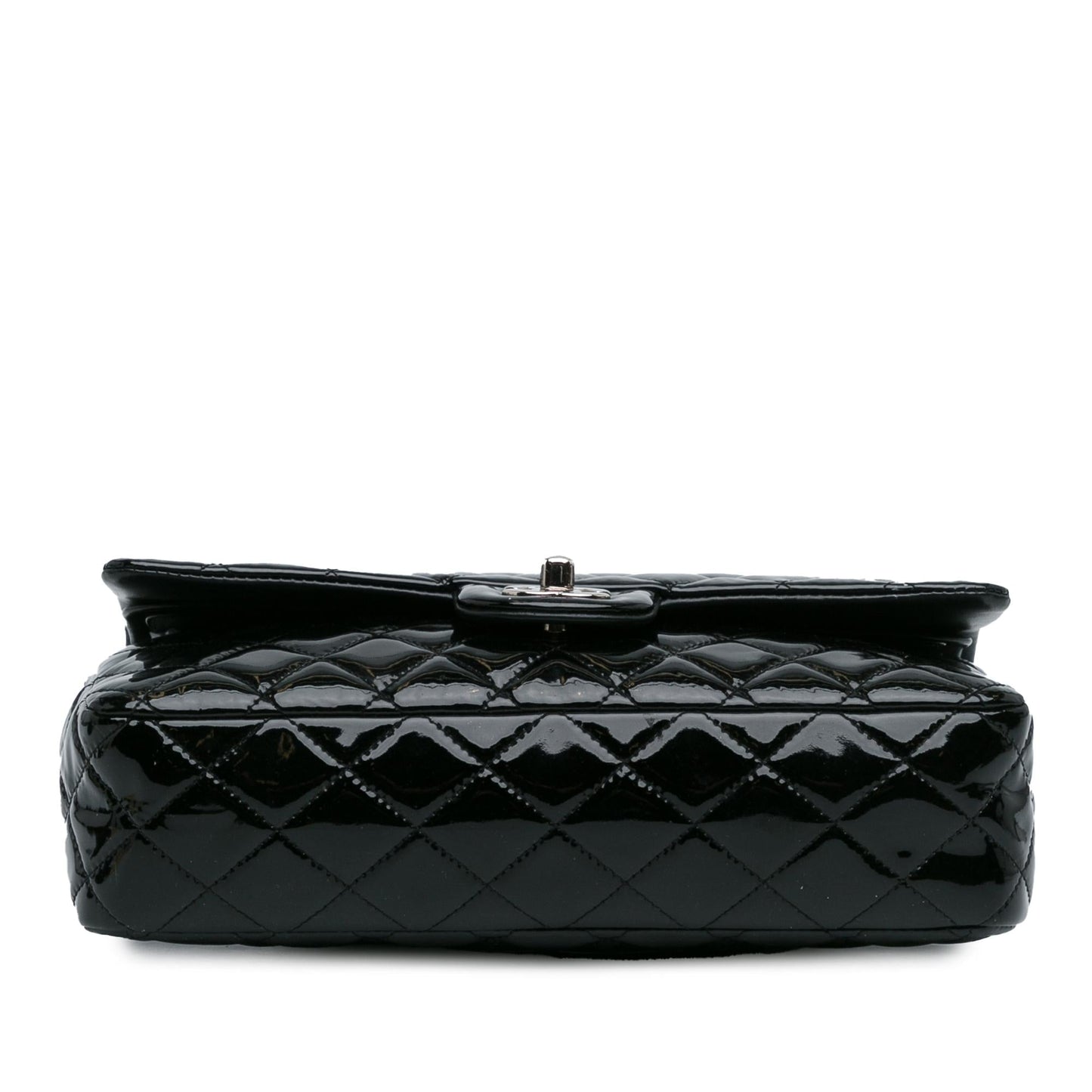 Chanel Medium Classic Patent Double Flap (SHG-RxvttZ)